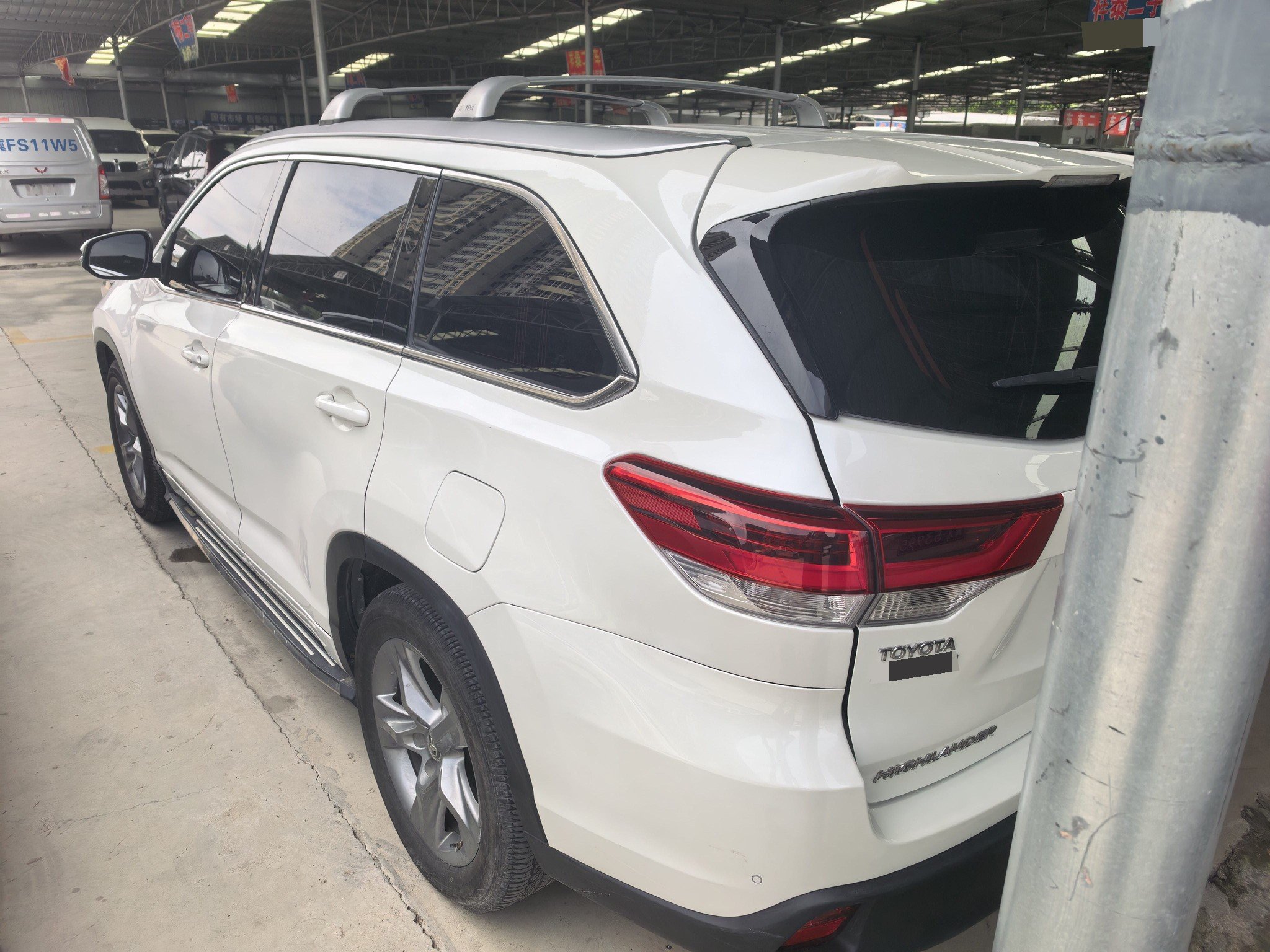 Toyota 2018 Highlander 2.0T 4WD Luxury 7-Seater