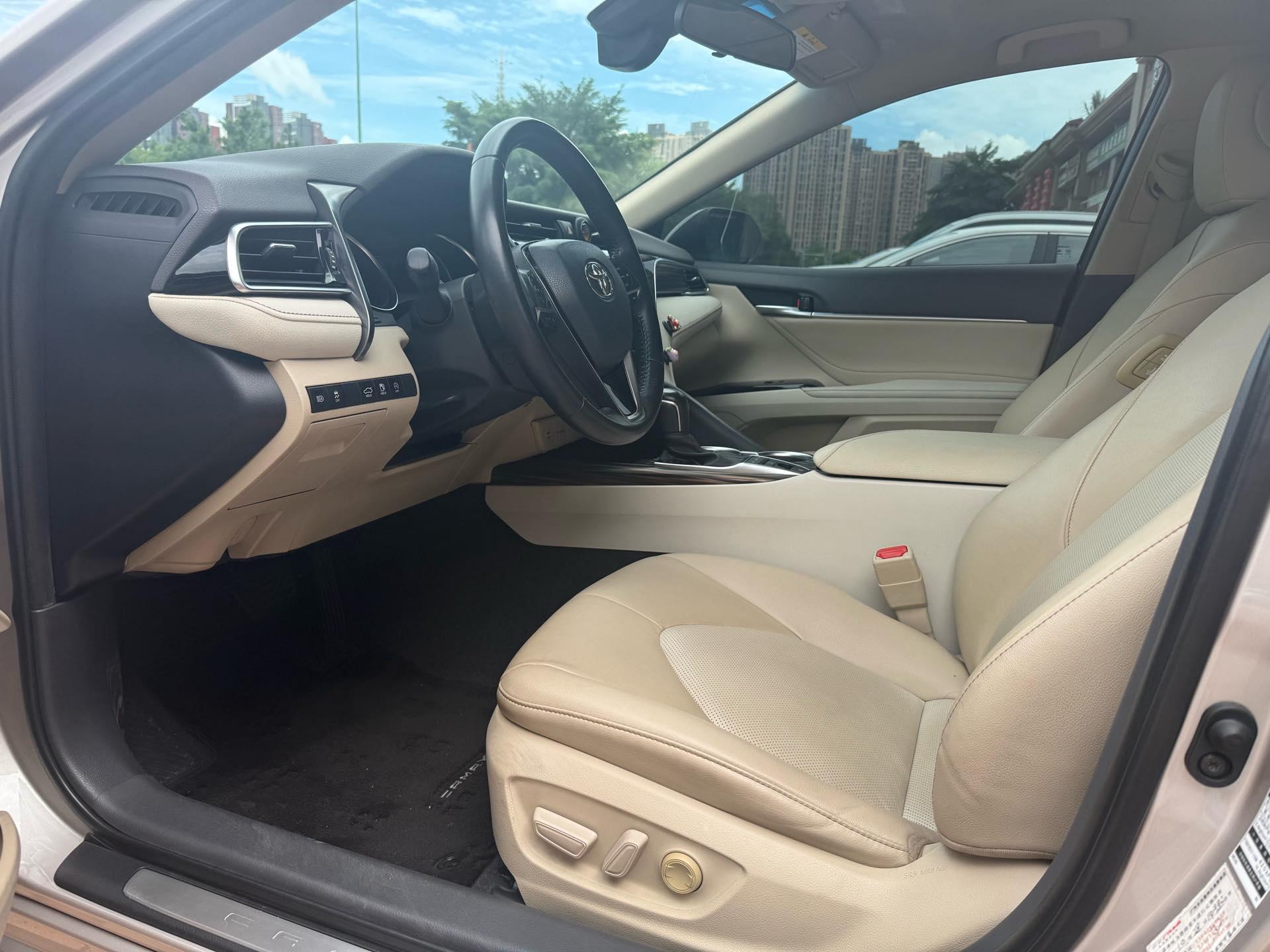 Toyota 2019 Camry 2.5G Luxury
