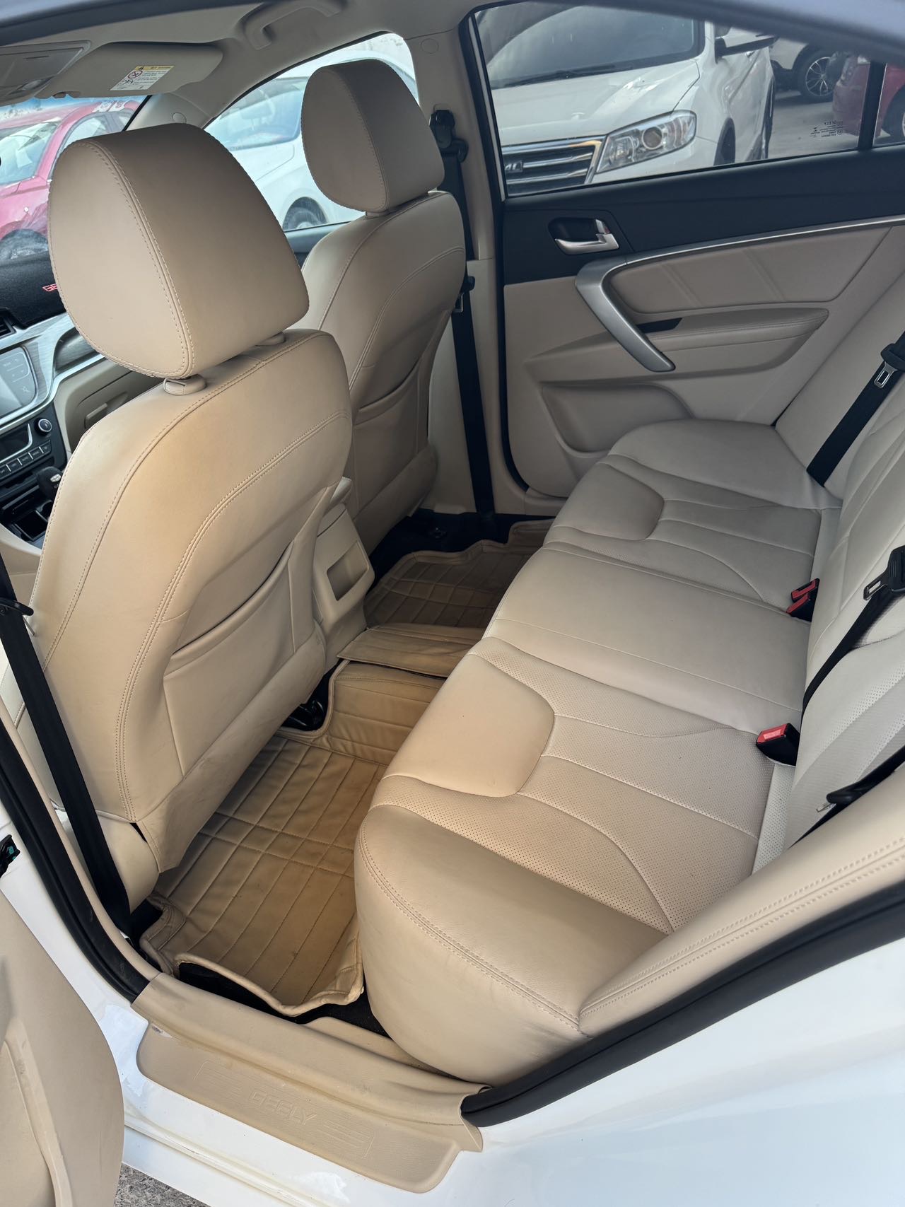 Geely 2017 Emgrand Sedan 1.5 CVT Million Edition Upward