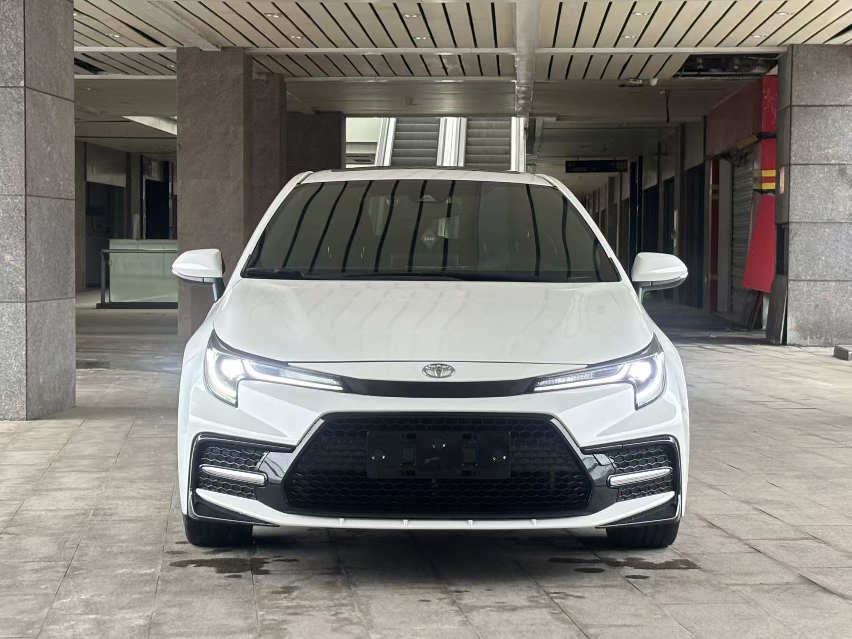 丰田 2022款 雷凌 1.2T 无级 185T 豪华版