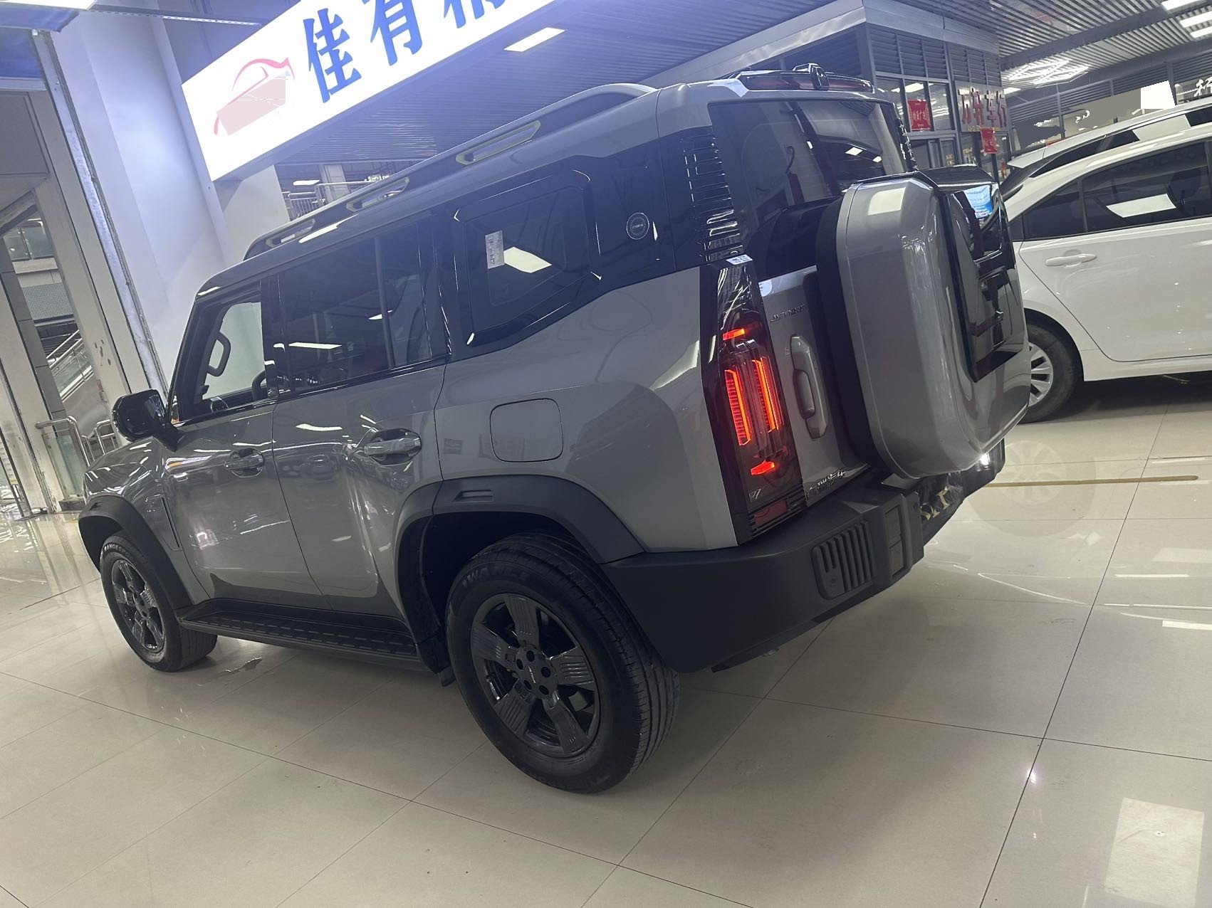 JETOUR 2023 Traveler 1.5T 2WD Discovery PRO