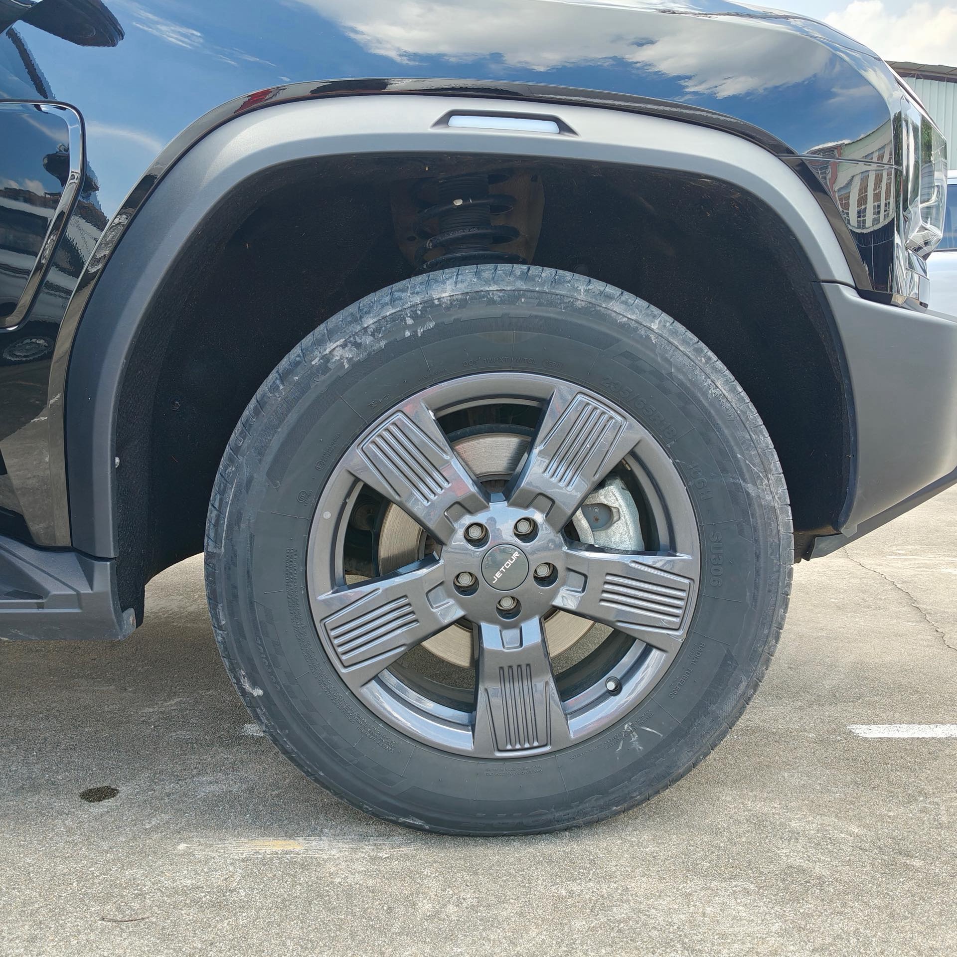 JETOUR 2023 Traveler 1.5T 2WD Discovery PRO
