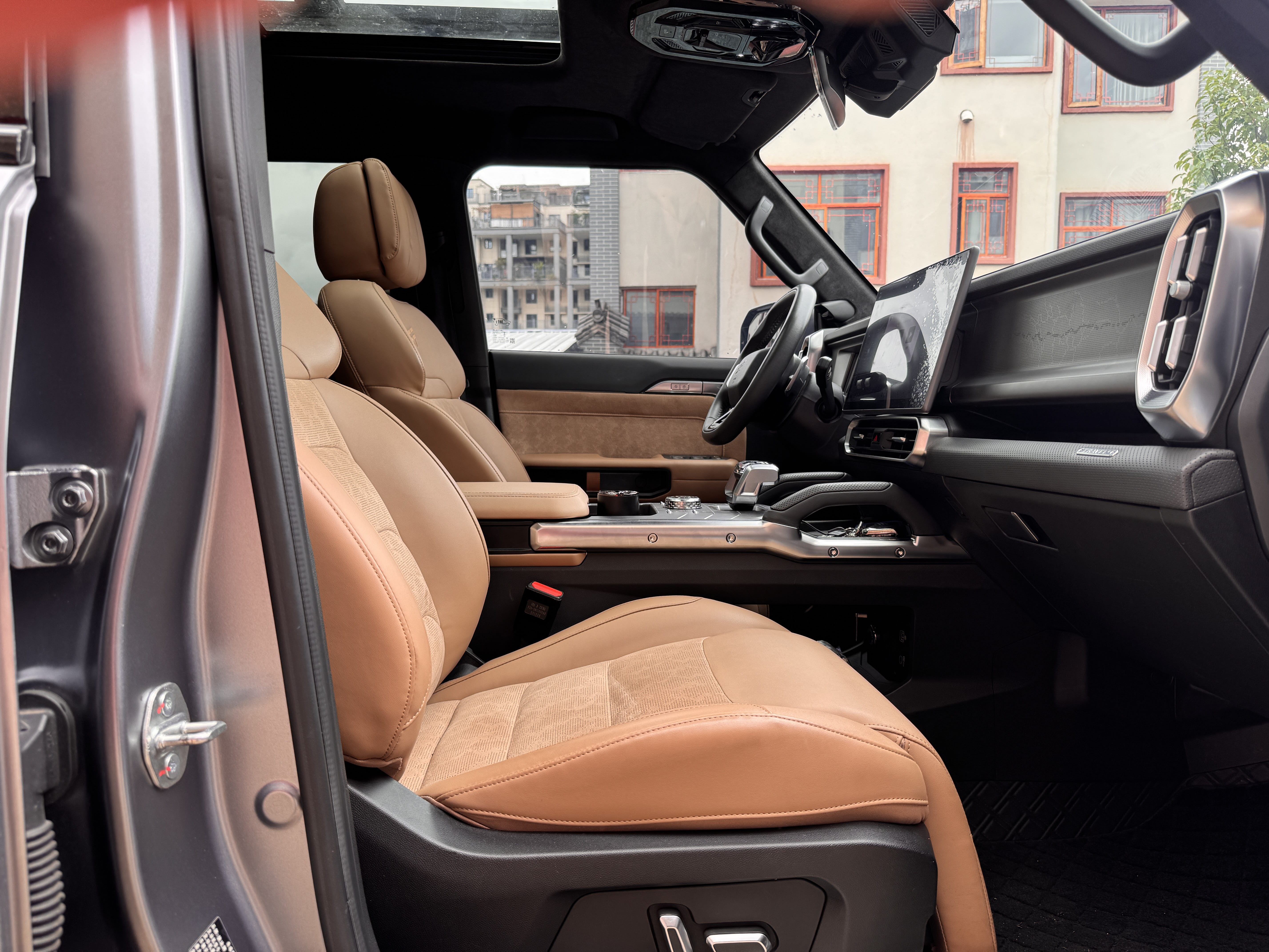 JETOUR 2023 Traveler 2.0T 4WD Conquest PRO