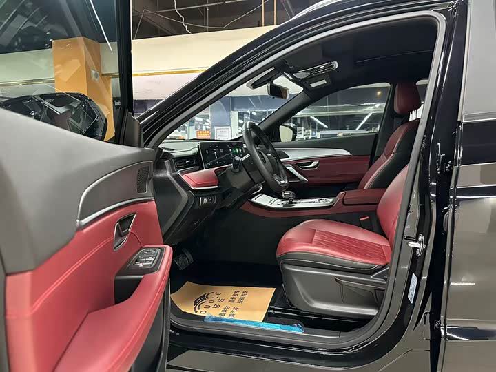 捷途 2024款 X70 PLUS 1.5T 冠军版PRO5座