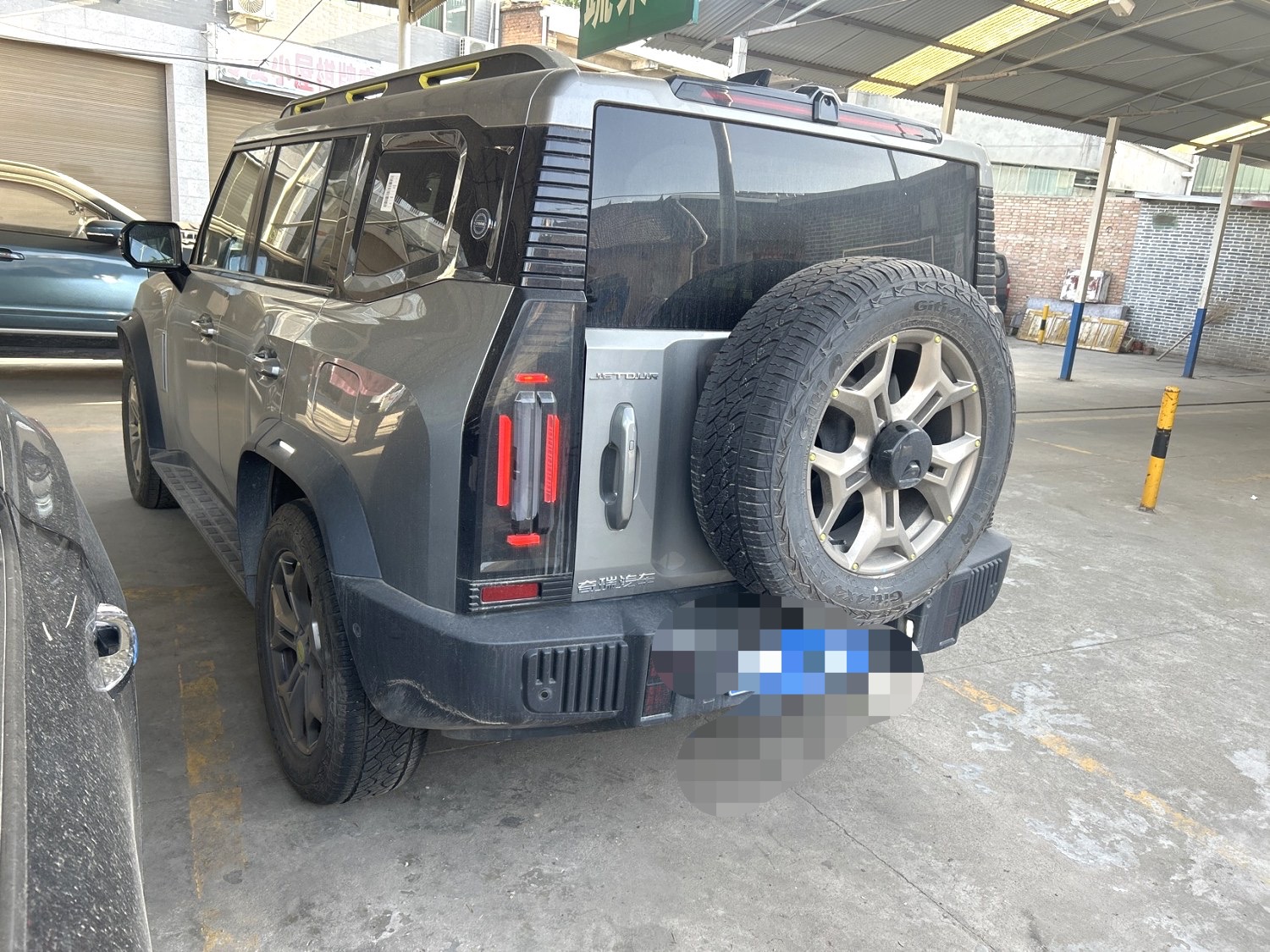 JETOUR 2023 Traveler 2.0T 4WD Conquest PRO