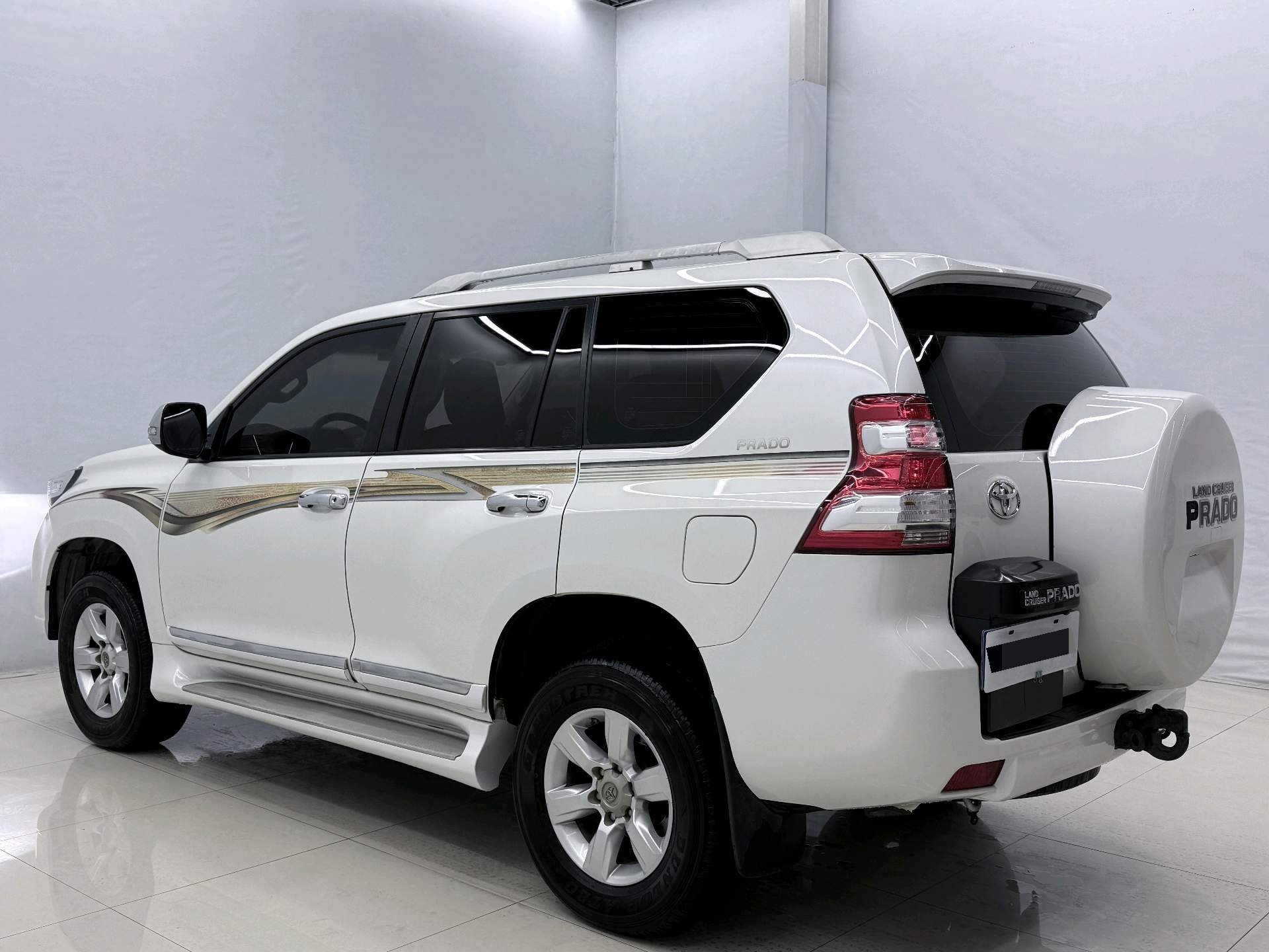 Toyota Prado (Import) 2017 Prado 2.7 GXR Middle East Version