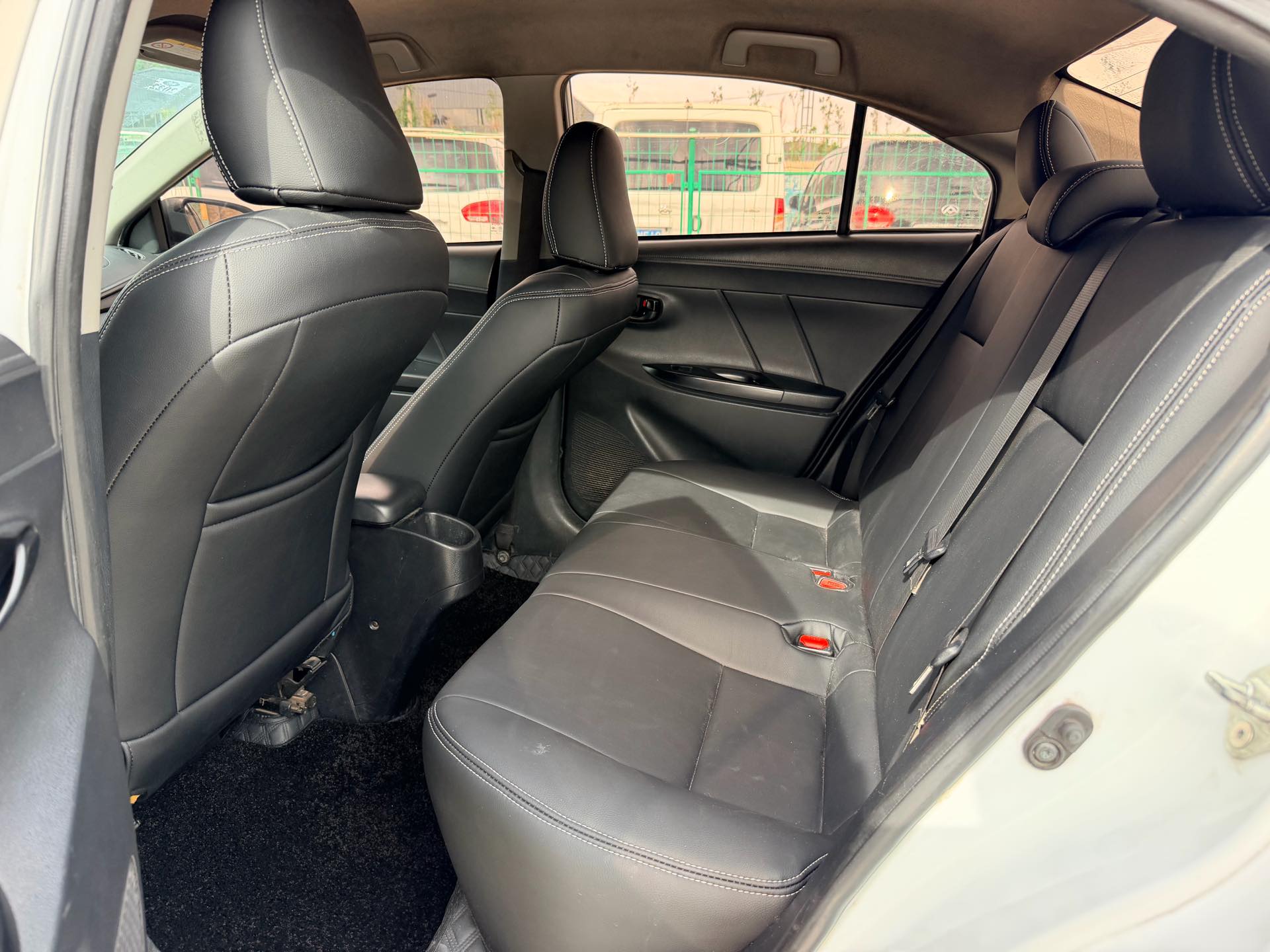Toyota Yaris 2017 YARiS L Zhixiang 1.5E CVT Meidong Edition