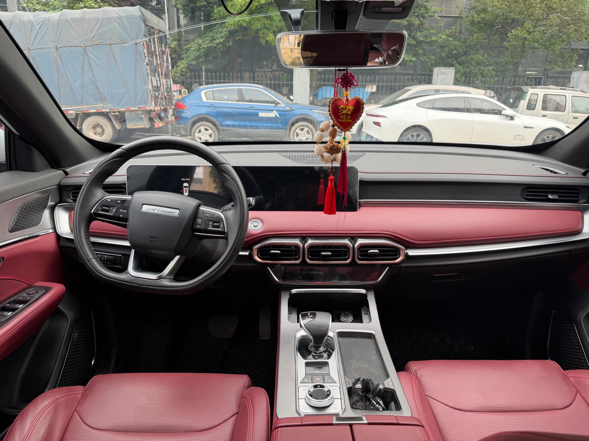 JETOUR 2023 X70 PLUS 1.5T Ziqiang PRO 5-Seater