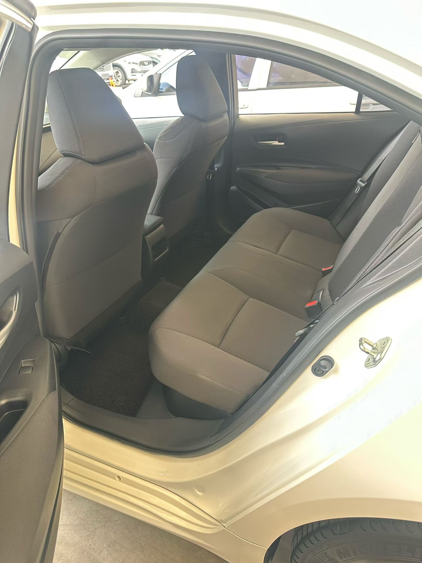 Toyota 2019 Corolla Hybrid 1.8 CVT GL-i Pioneer Edition