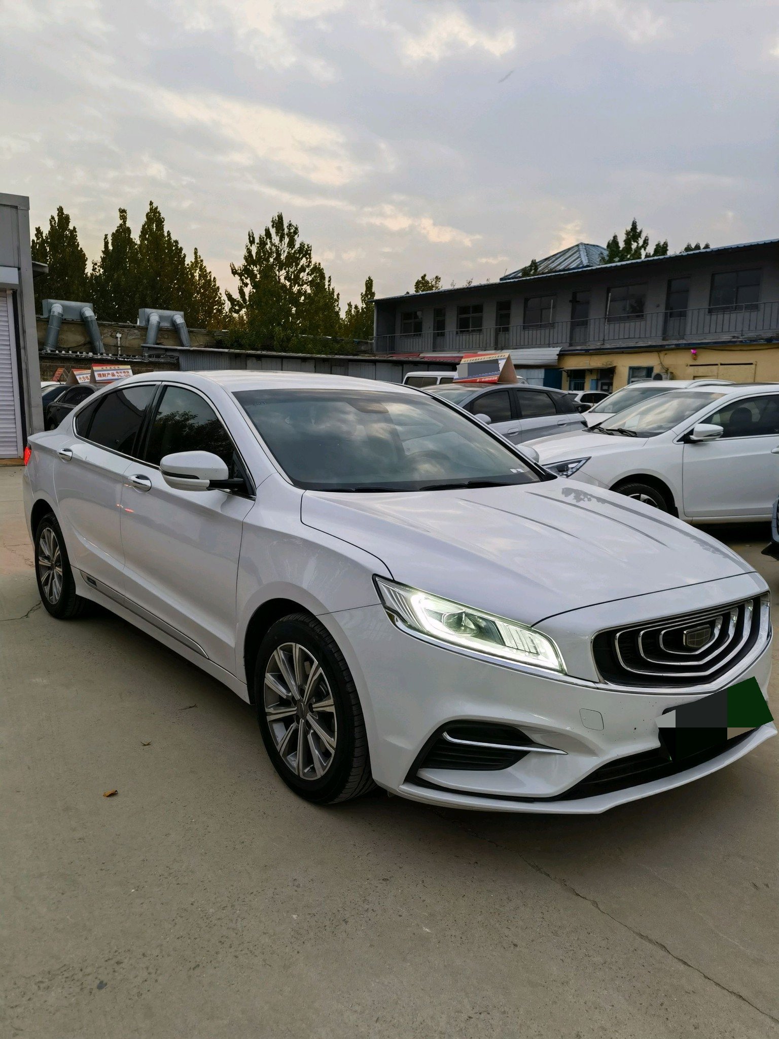 吉利 博瑞新能源 2018款 博瑞GE PHEV 1.5T 耀悦版