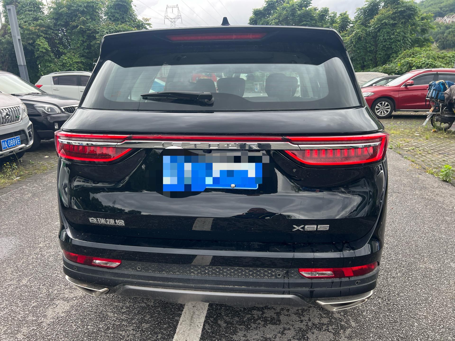 JETOUR 2023 X95 1.6T Era Edition 7-Seater