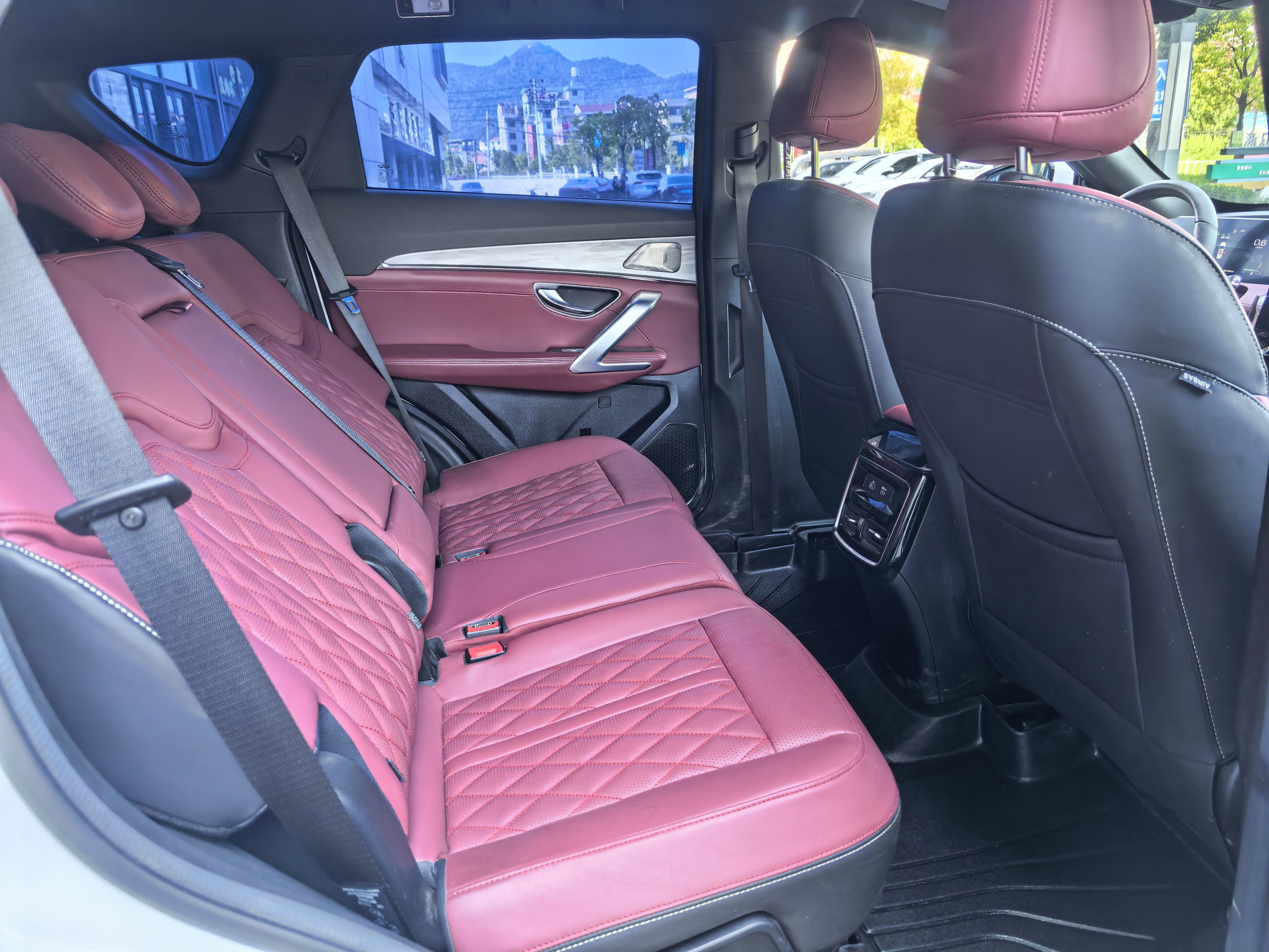 JETOUR 2023 X70 PLUS 1.6T Stronger 5-Seater