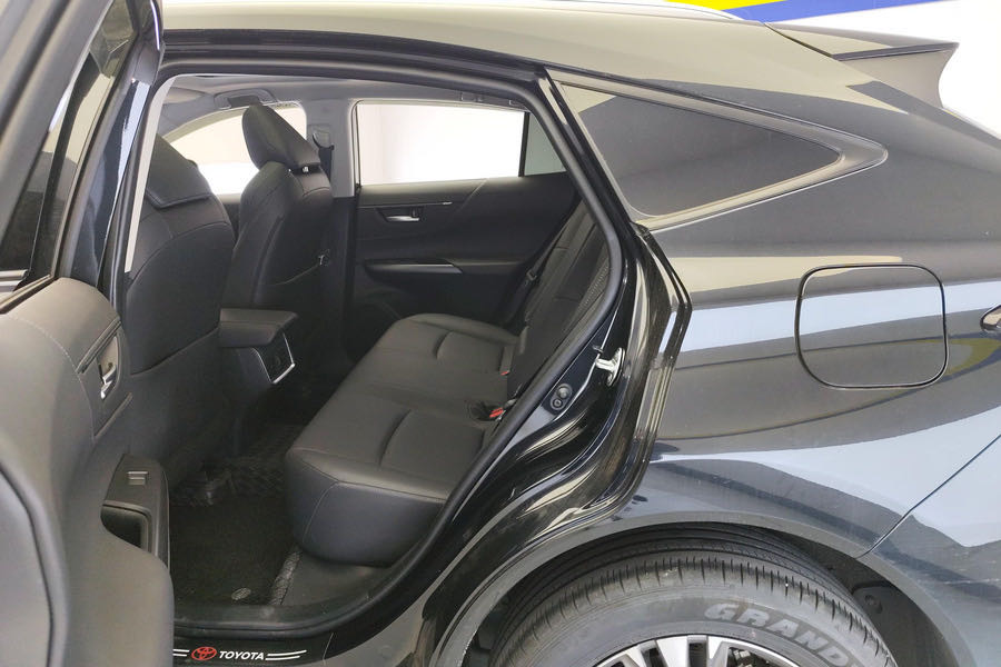 Toyota 2023 Venza 2.0 CVT 2WD Luxury