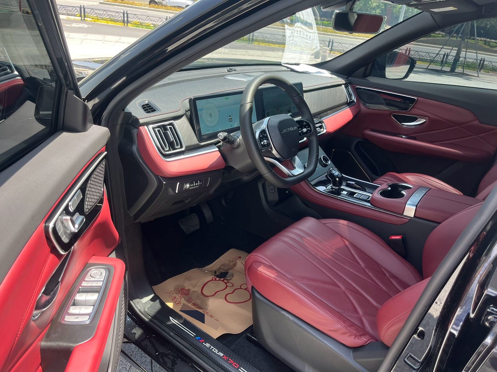 JETOUR 2025 X70 PLUS 1.5T Luxury Surge Edition 5-Seater