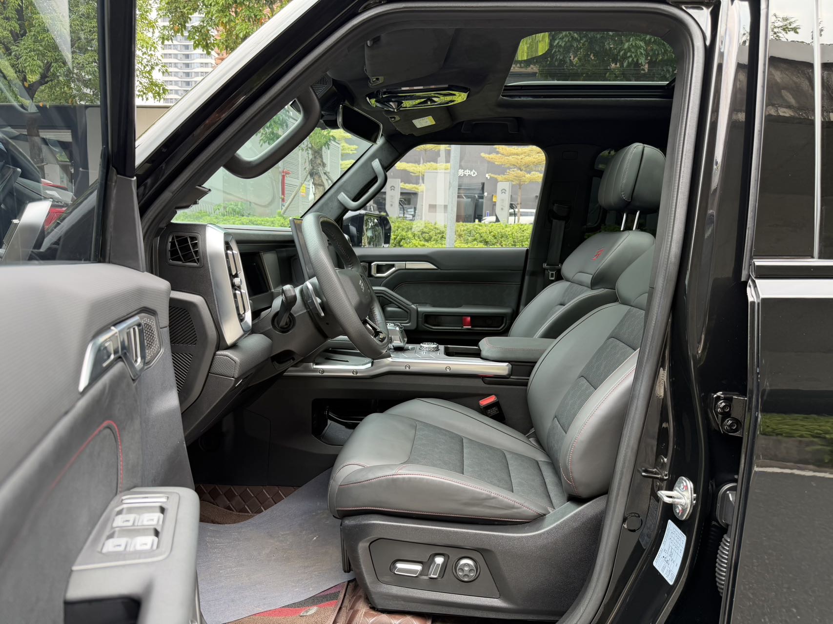 JETOUR 2023 Traveler 2.0T 4WD Conquest PRO