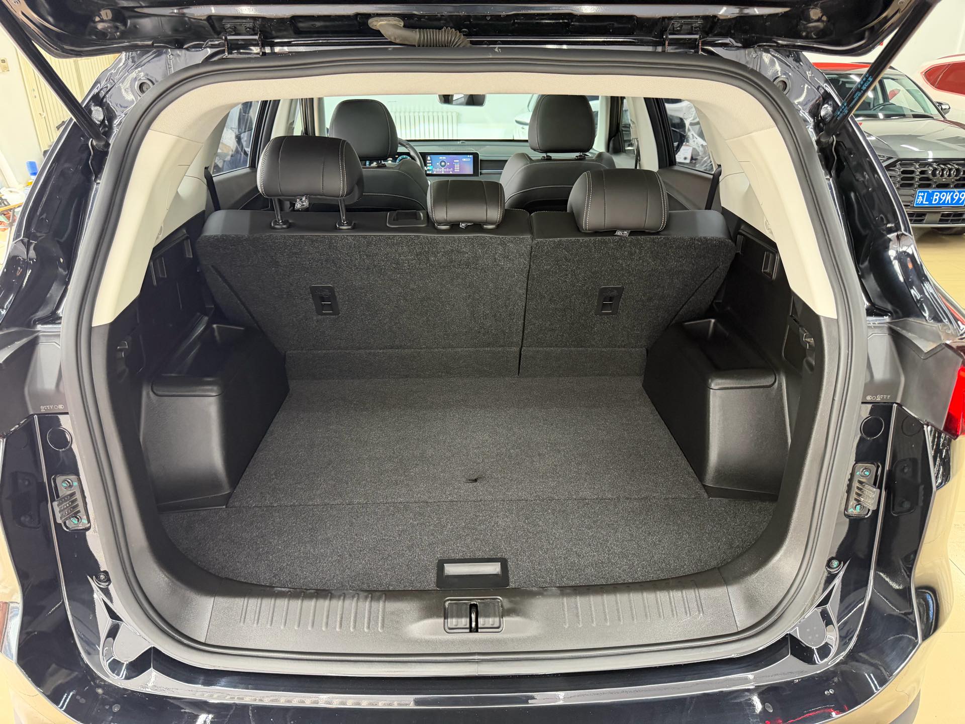 JETOUR 2021 X70 PLUS 1.5T Mountain 5-Seater