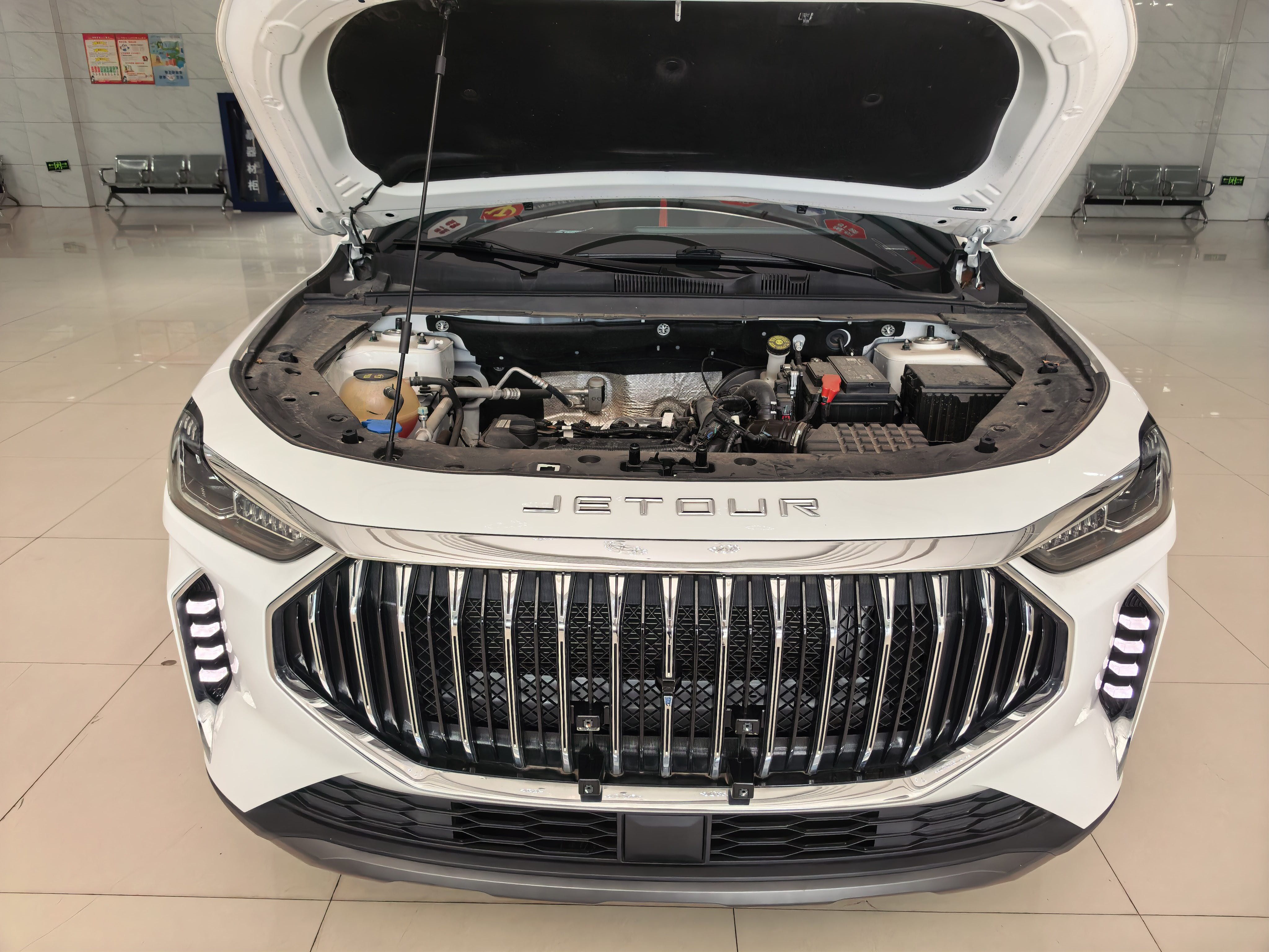 JETOUR 2025 X70 PLUS 1.5T CVT Jinxiang Edition 5-Seater