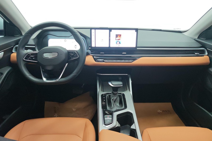 Geely 2025 Emgrand Sedan 1.5 CVT Flagship