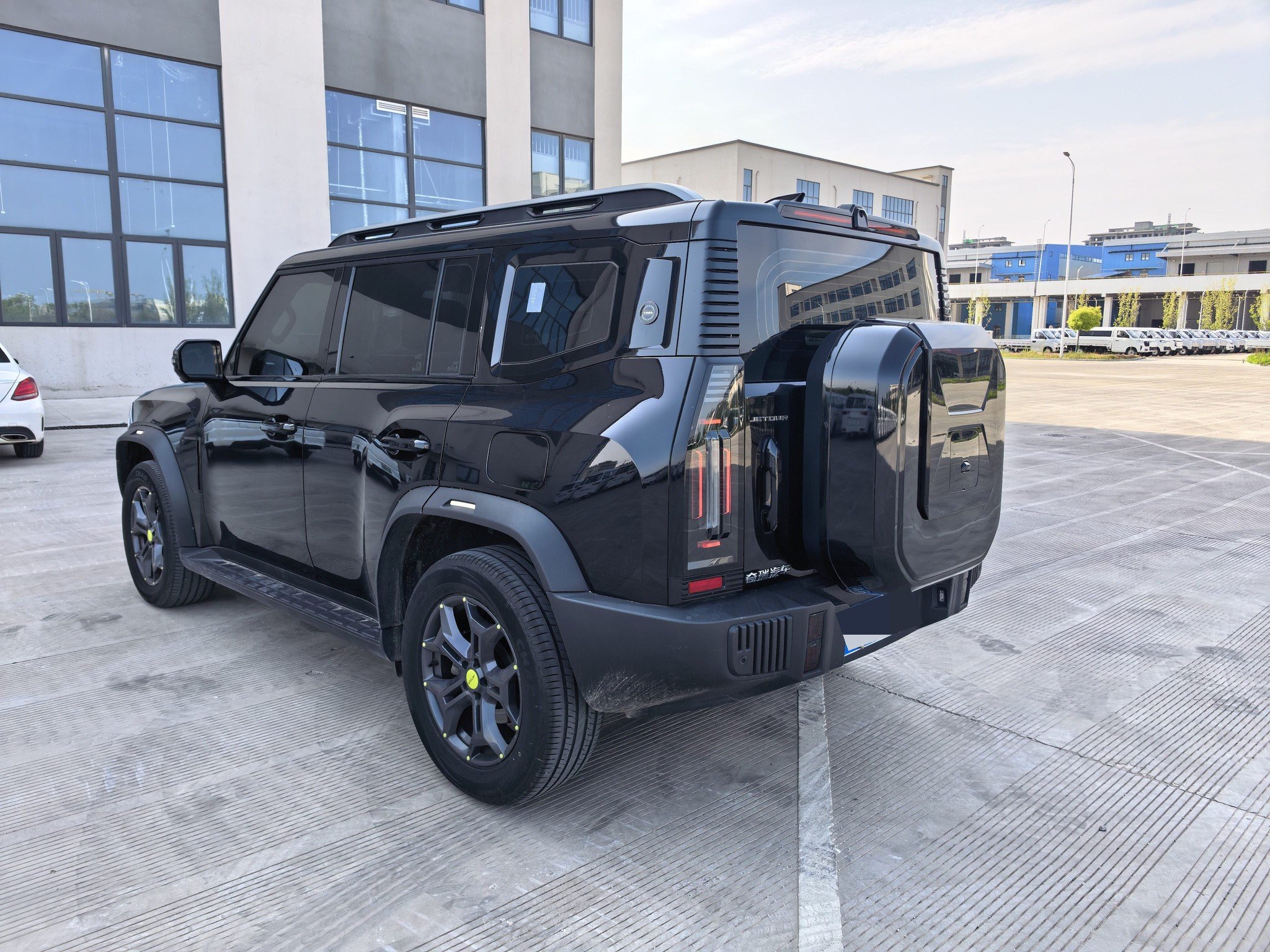 JETOUR 2023 Traveler 2.0T 4WD Cross PRO