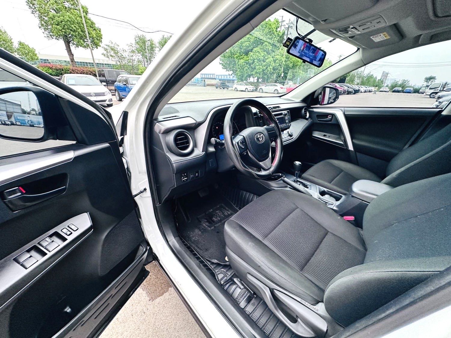 Toyota 2019 RAV4 2.0 CVT 2WD Fashion X Limited Edition