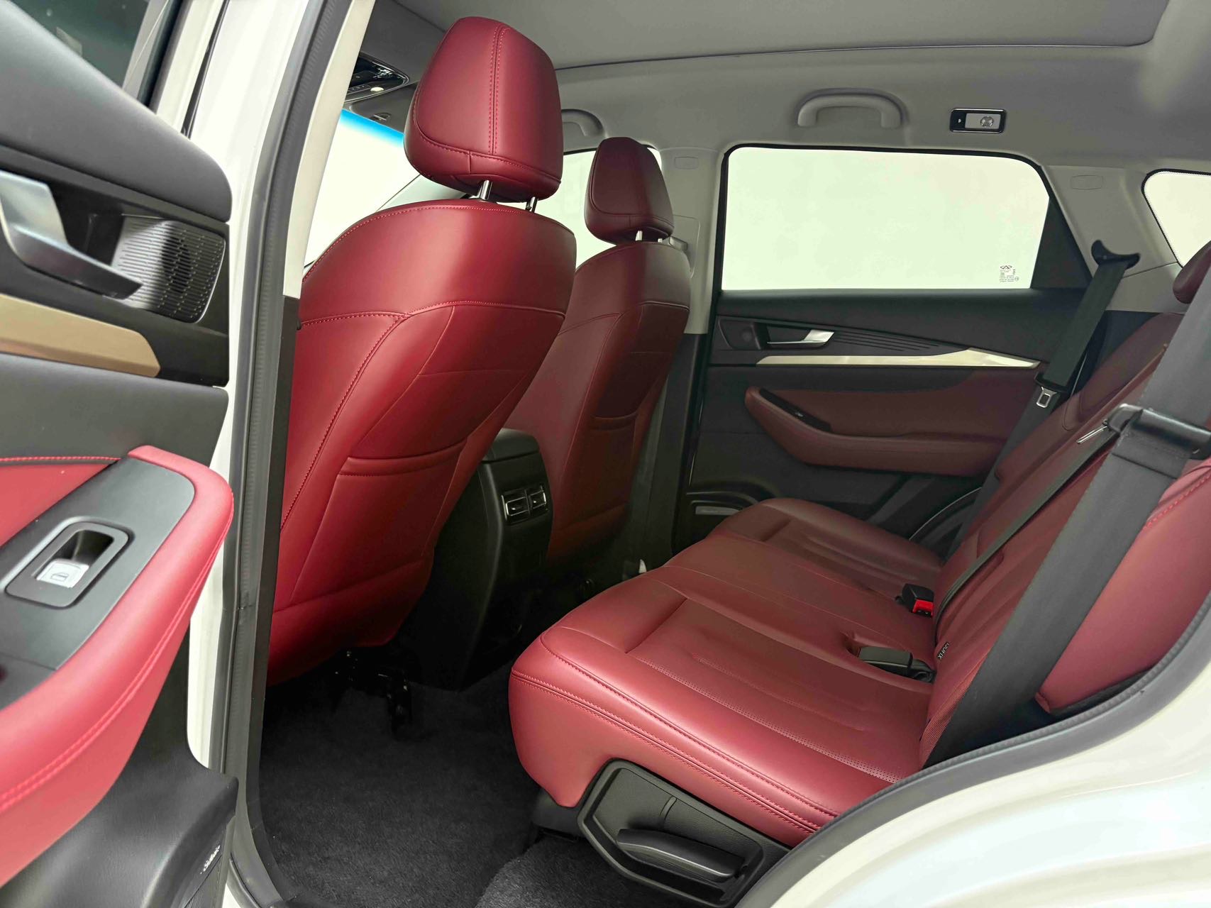 JETOUR 2023 X70 1.5T Beyond PRO+ 5-Seater