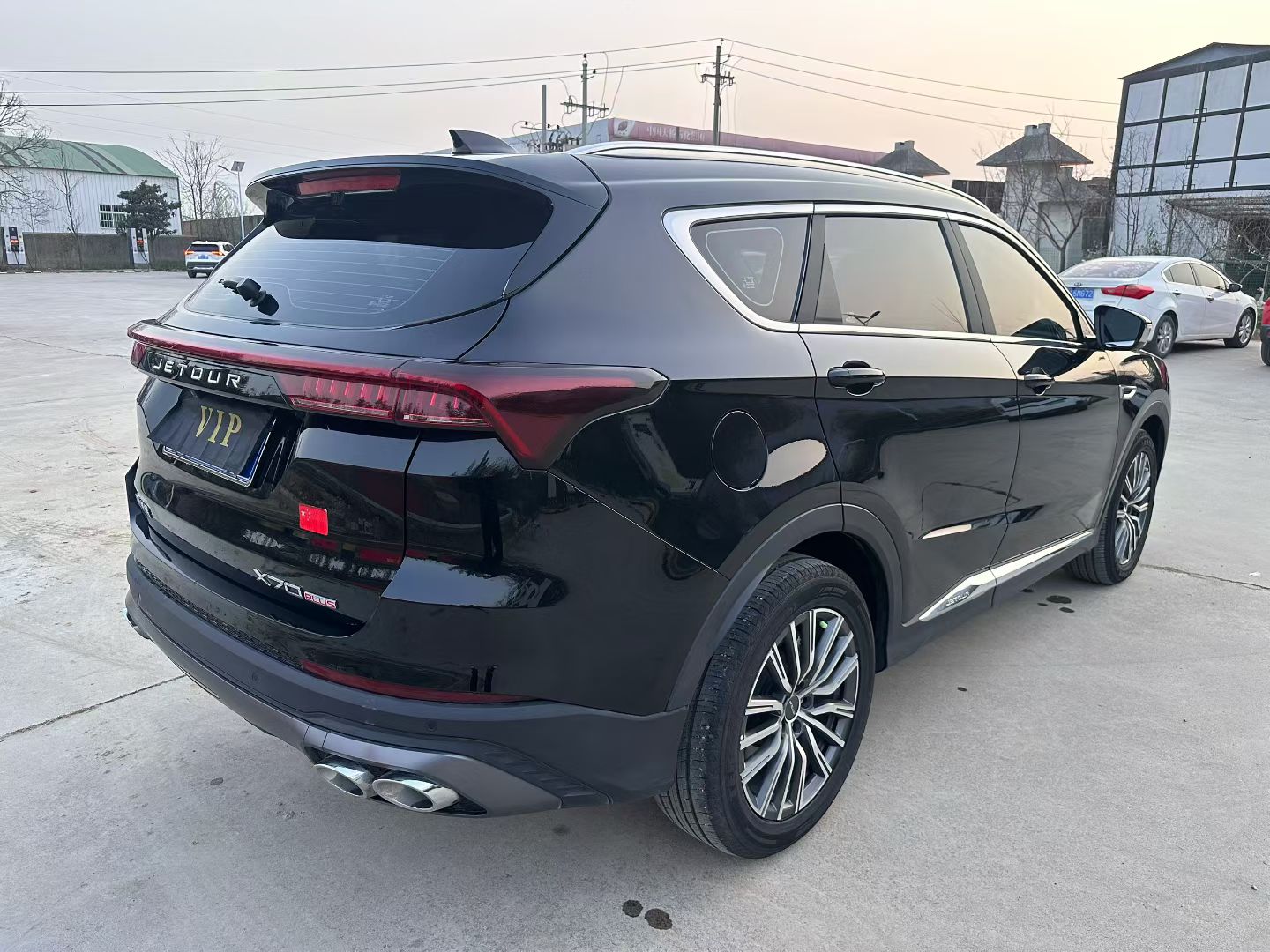 JETOUR 2025 X70 PLUS 1.5T Champion Edition MAX 5-Seater