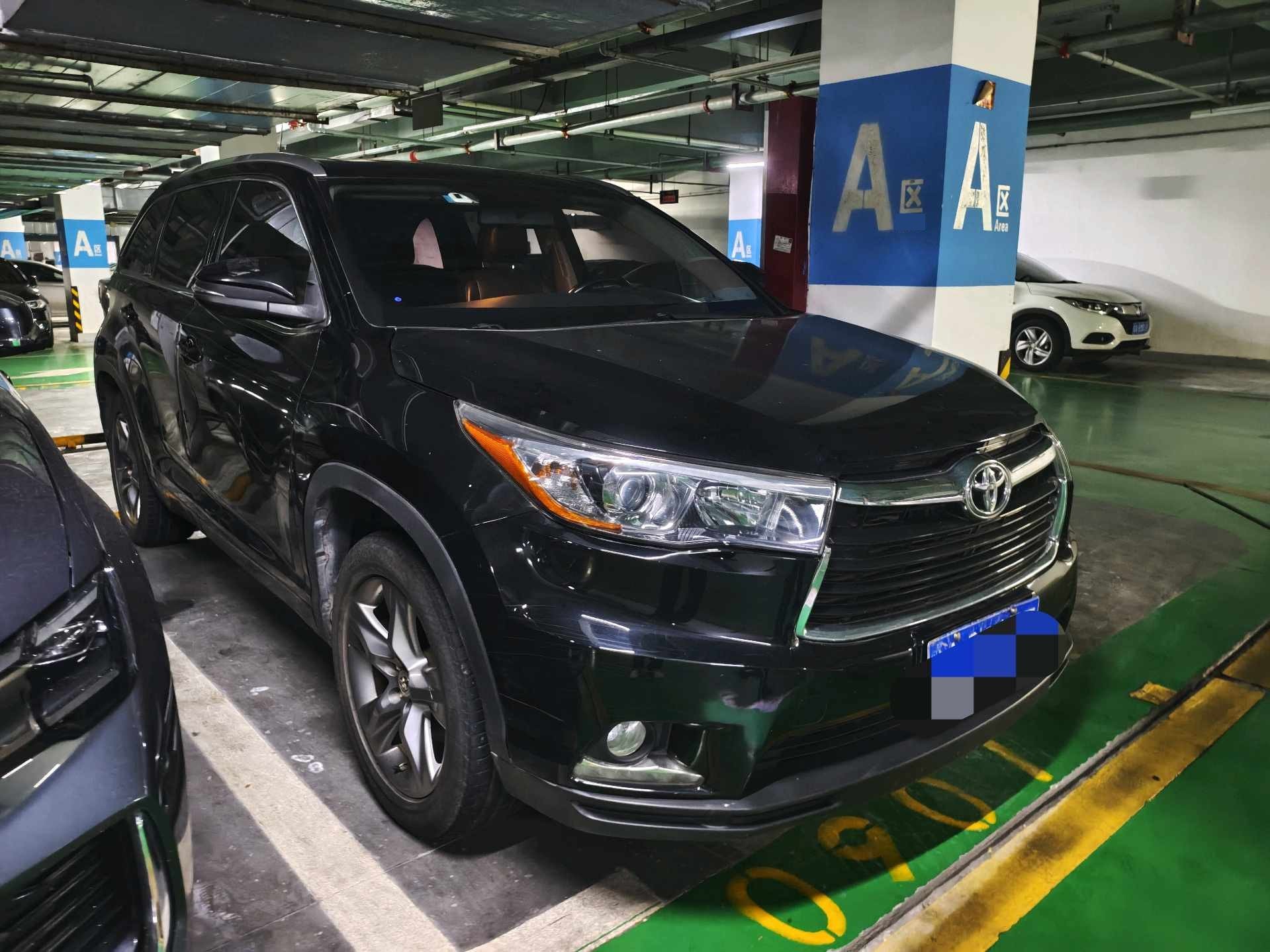 Toyota 2015 Highlander 2.0T 4WD Luxury 7-Seater