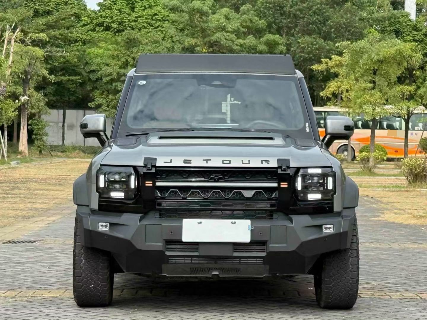 JETOUR 2024 Traveler 2.0T 4WD Silver Dragon Wings