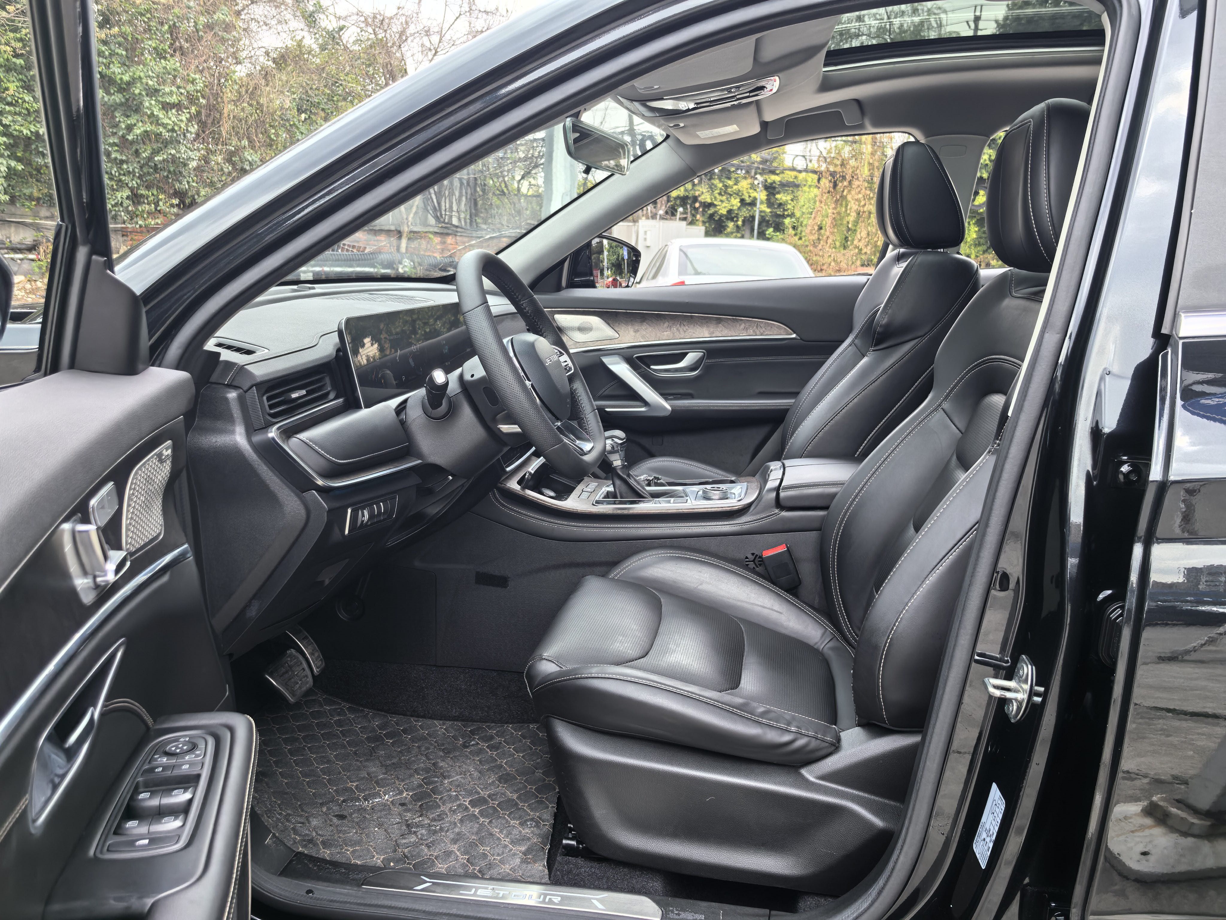JETOUR 2021 X70 PLUS 1.6T Chen 7-Seater