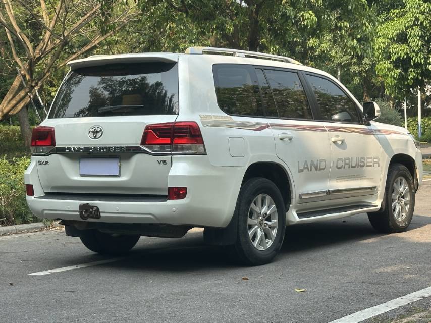 Toyota Land Cruiser (Import) 2015 Land Cruiser 4.6 4600 Middle East Limited Edition