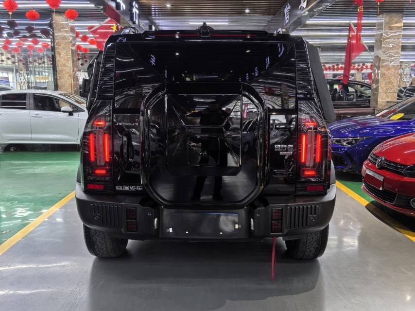JETOUR 2023 Traveler 2.0T 4WD Cross PRO+