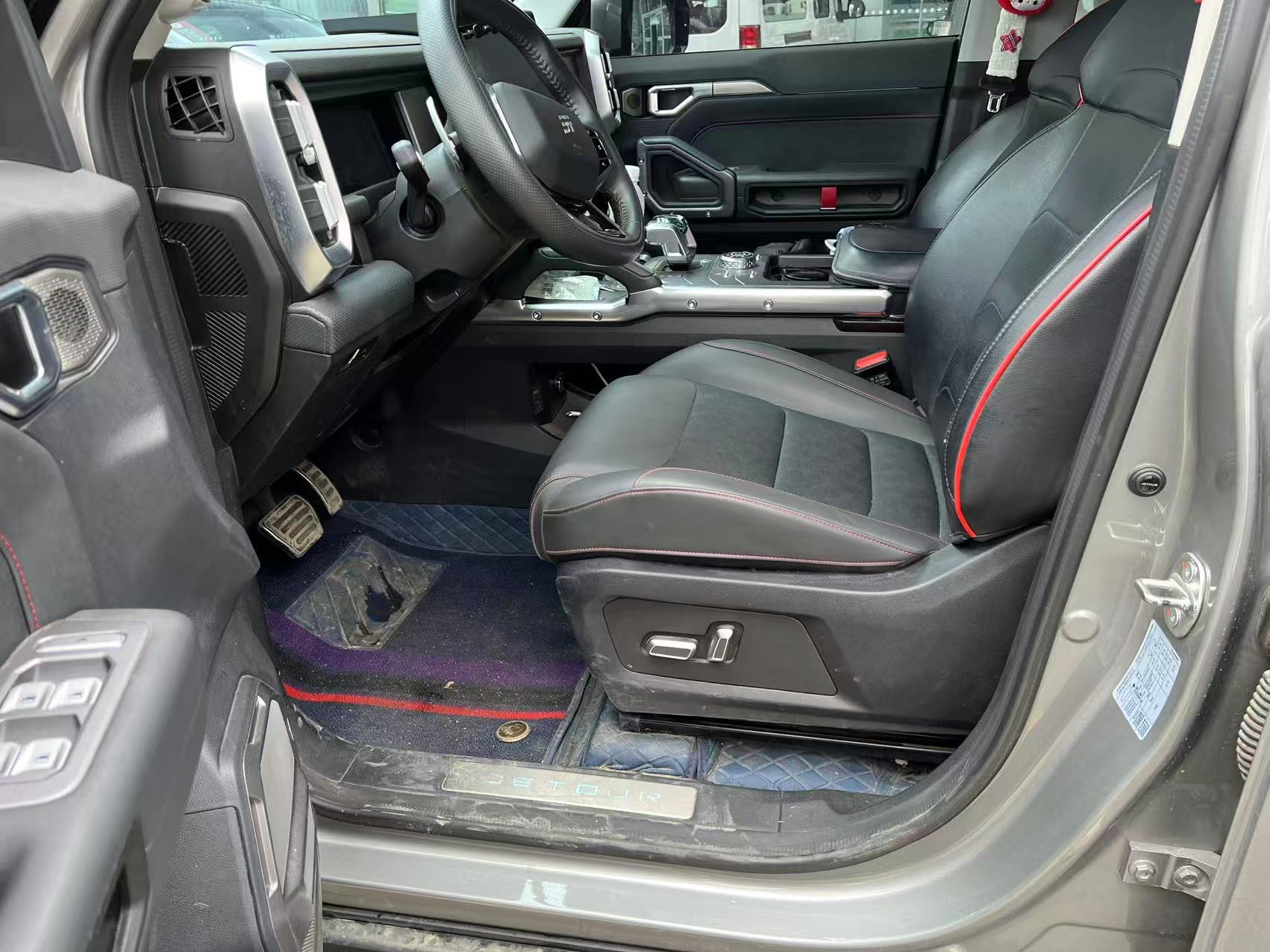 JETOUR 2023 Traveler 2.0T 4WD Conquest