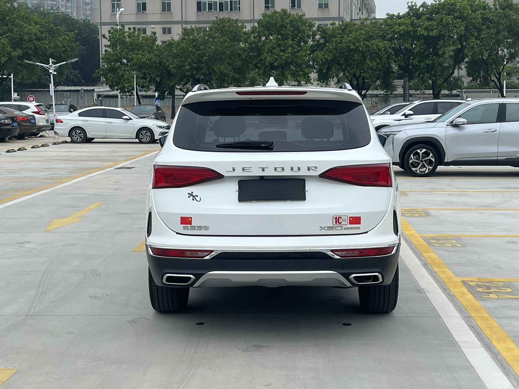 JETOUR 2021 X90 1.6T Yingzun Edition 7-Seater