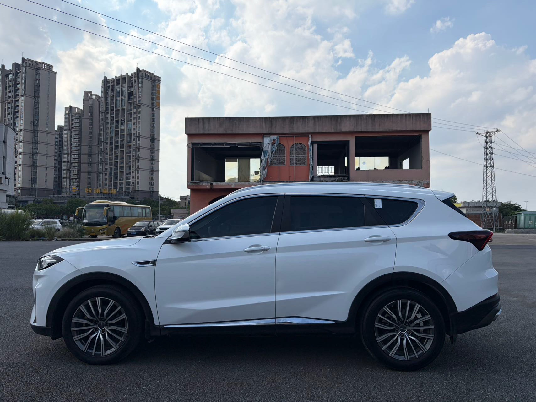 JETOUR 2023 X70 PRO 1.5T Comfort 7-Seater