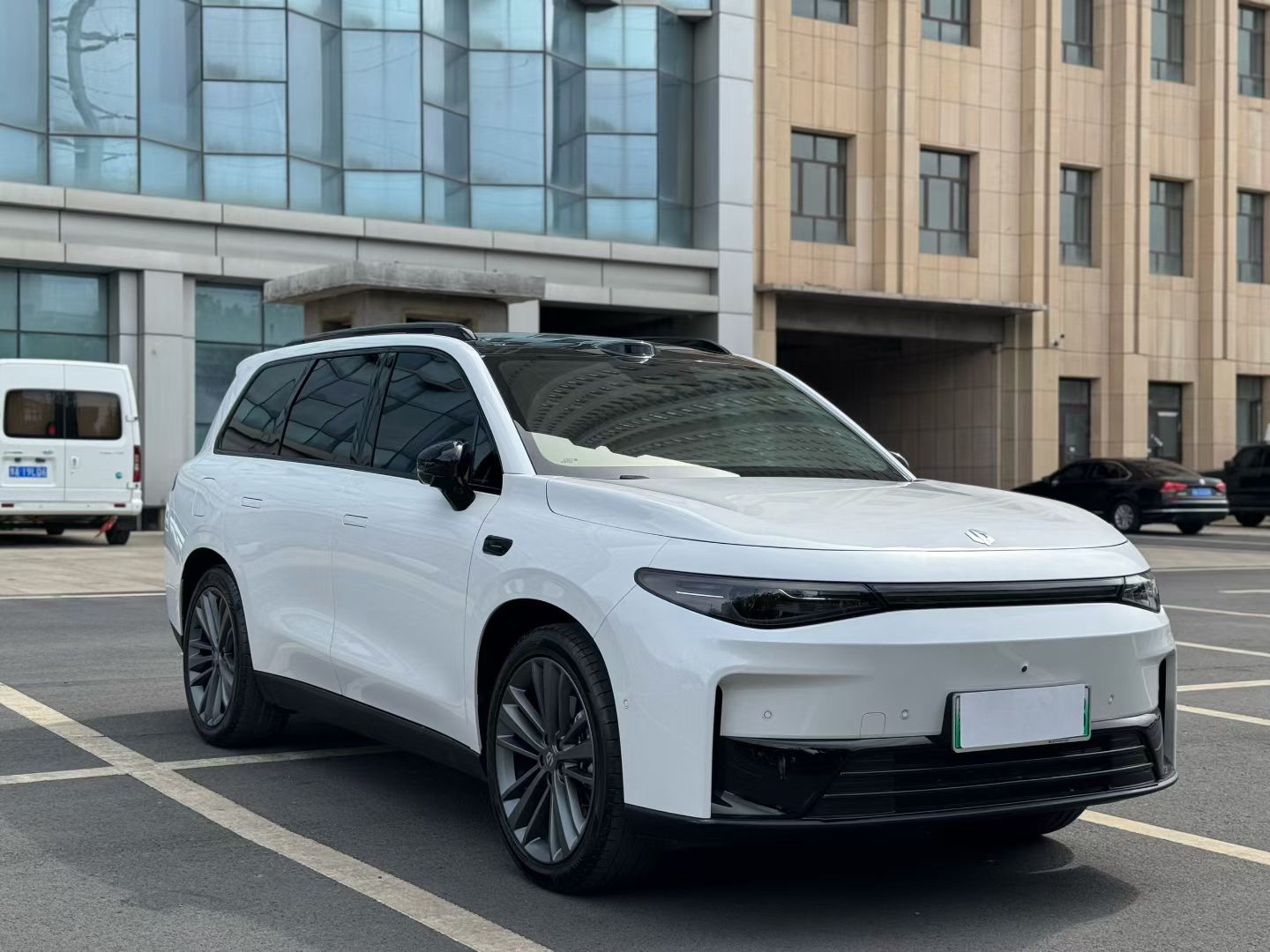 Leapmotor 2026 C16 280 LiDAR Zhizun Edition 6-Seater