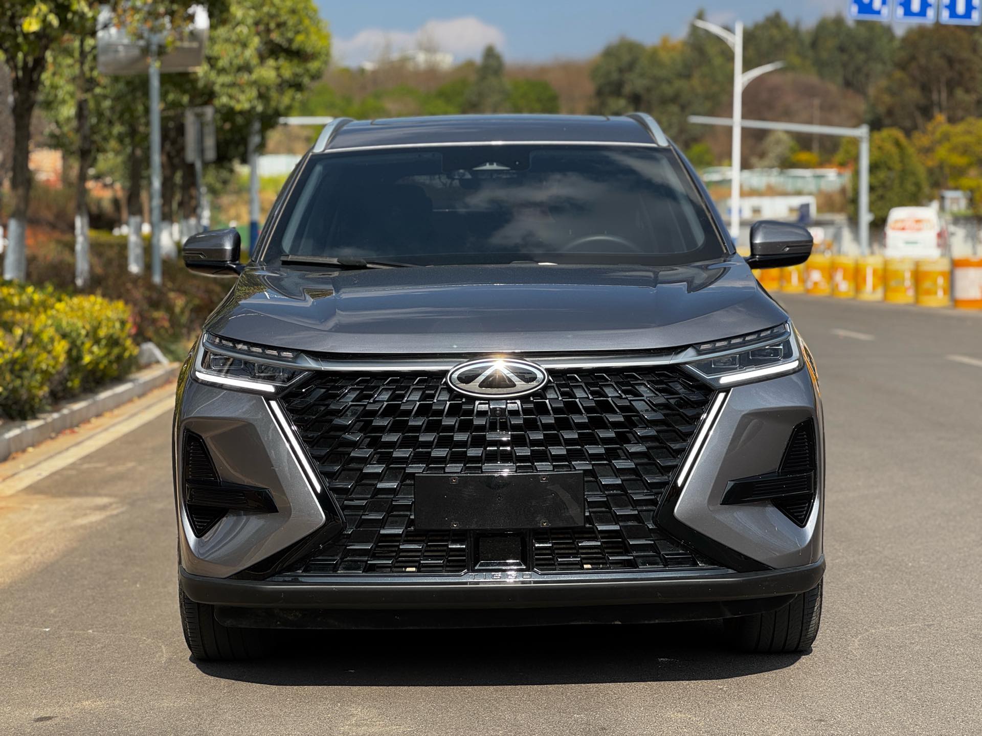 奇瑞 2024款 瑞虎8 PRO 1.6T 290T 冠军版两驱闪耀版5座