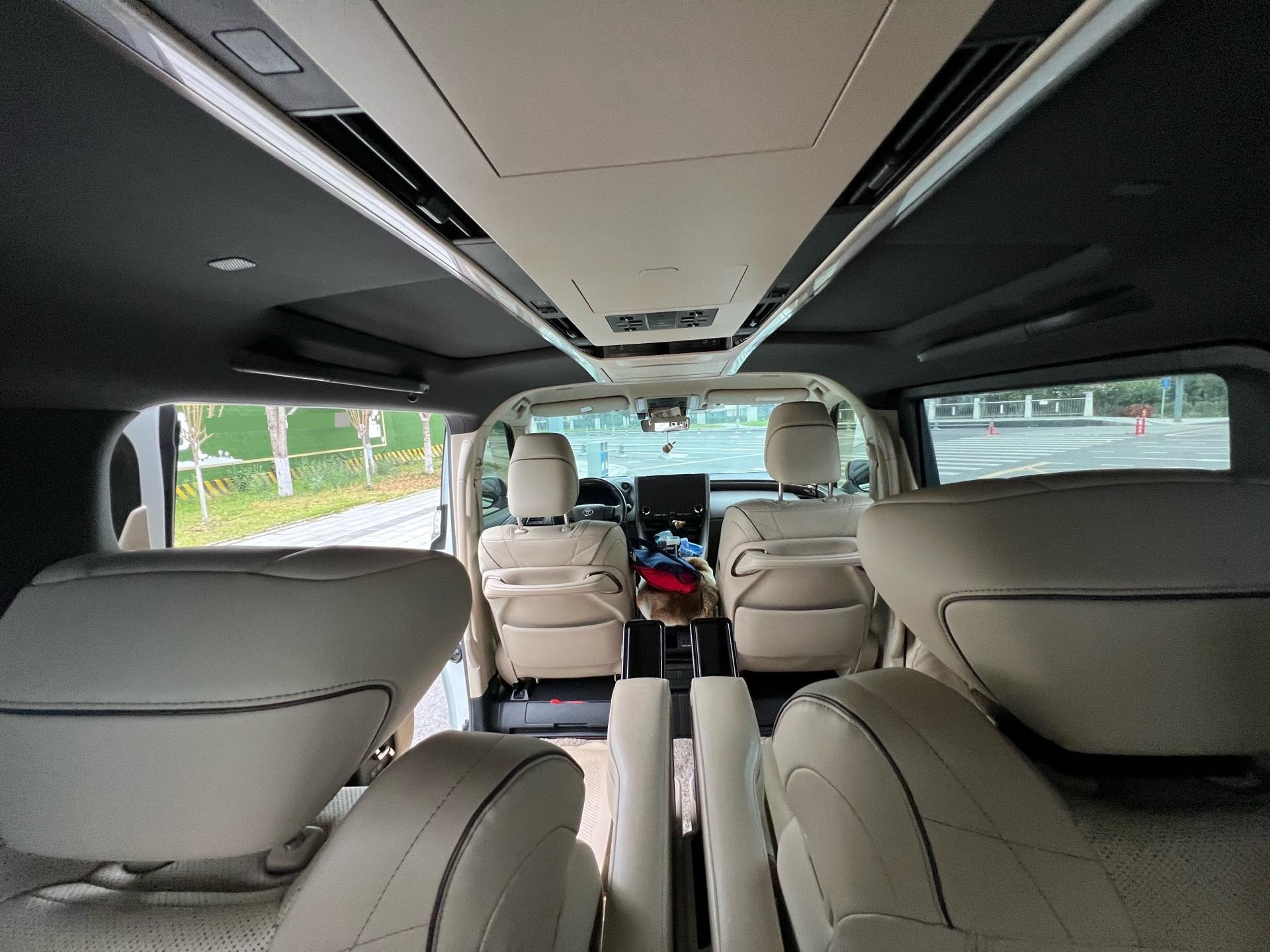 Toyota Alphard (Import) 2024 Alphard 2.5 CVT Zhenxiang Edition