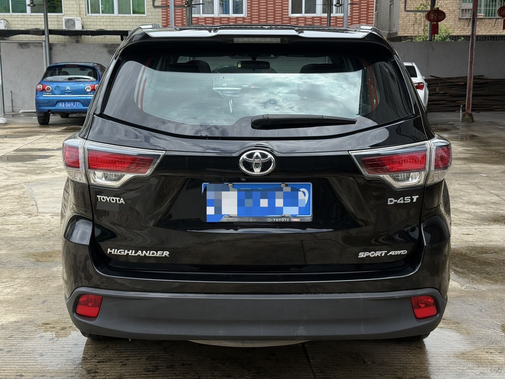 Toyota 2015 Highlander 2.0T 4WD Luxury 7-Seater