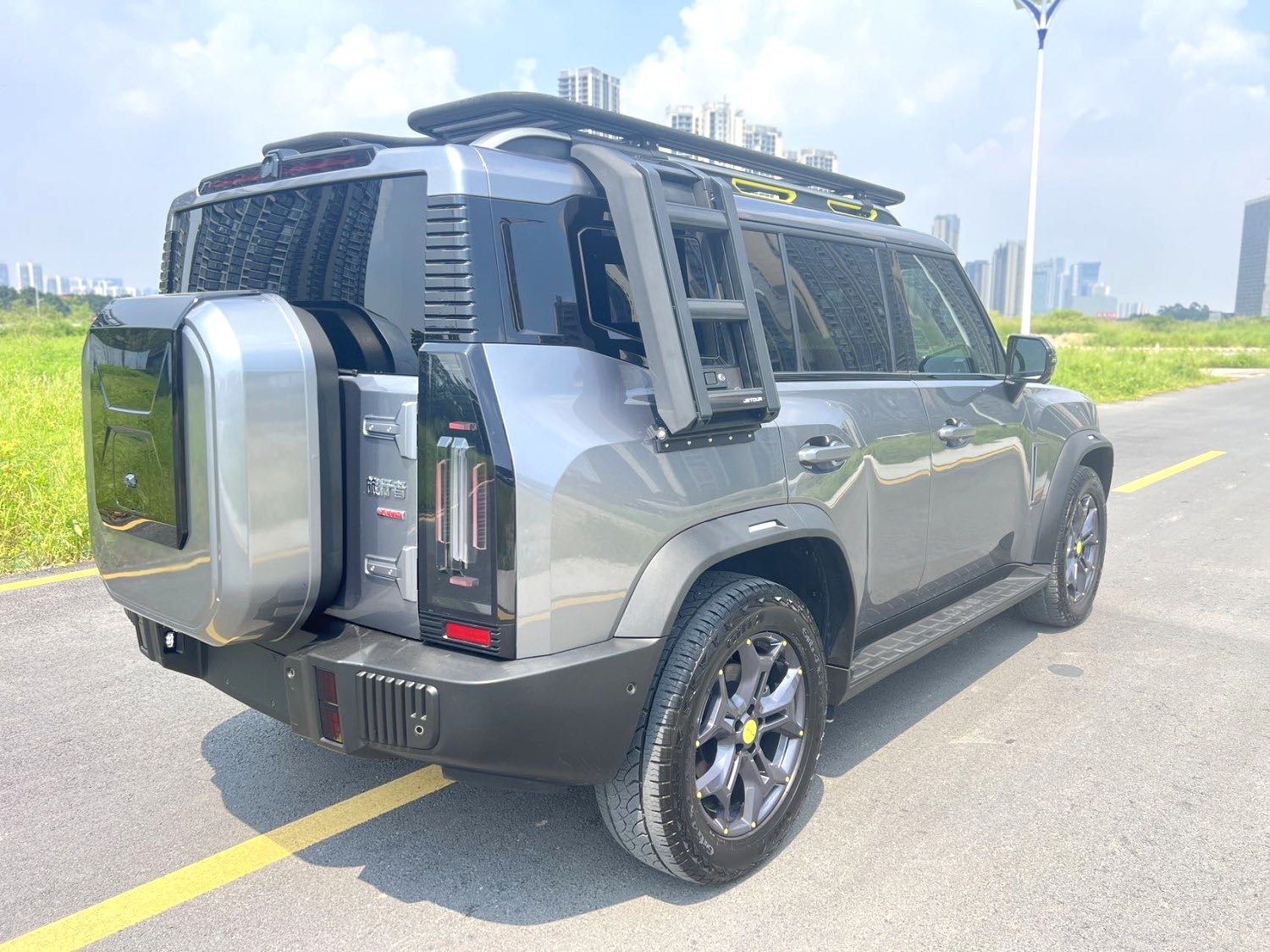 JETOUR 2023 Traveler 2.0T 4WD Cross PRO+