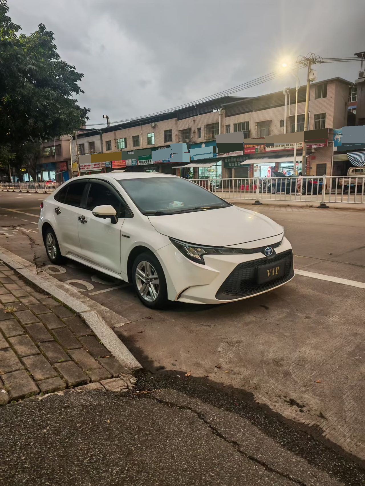 Toyota 2022 Levin Twin Engine 1.8H CVT Leading Edition