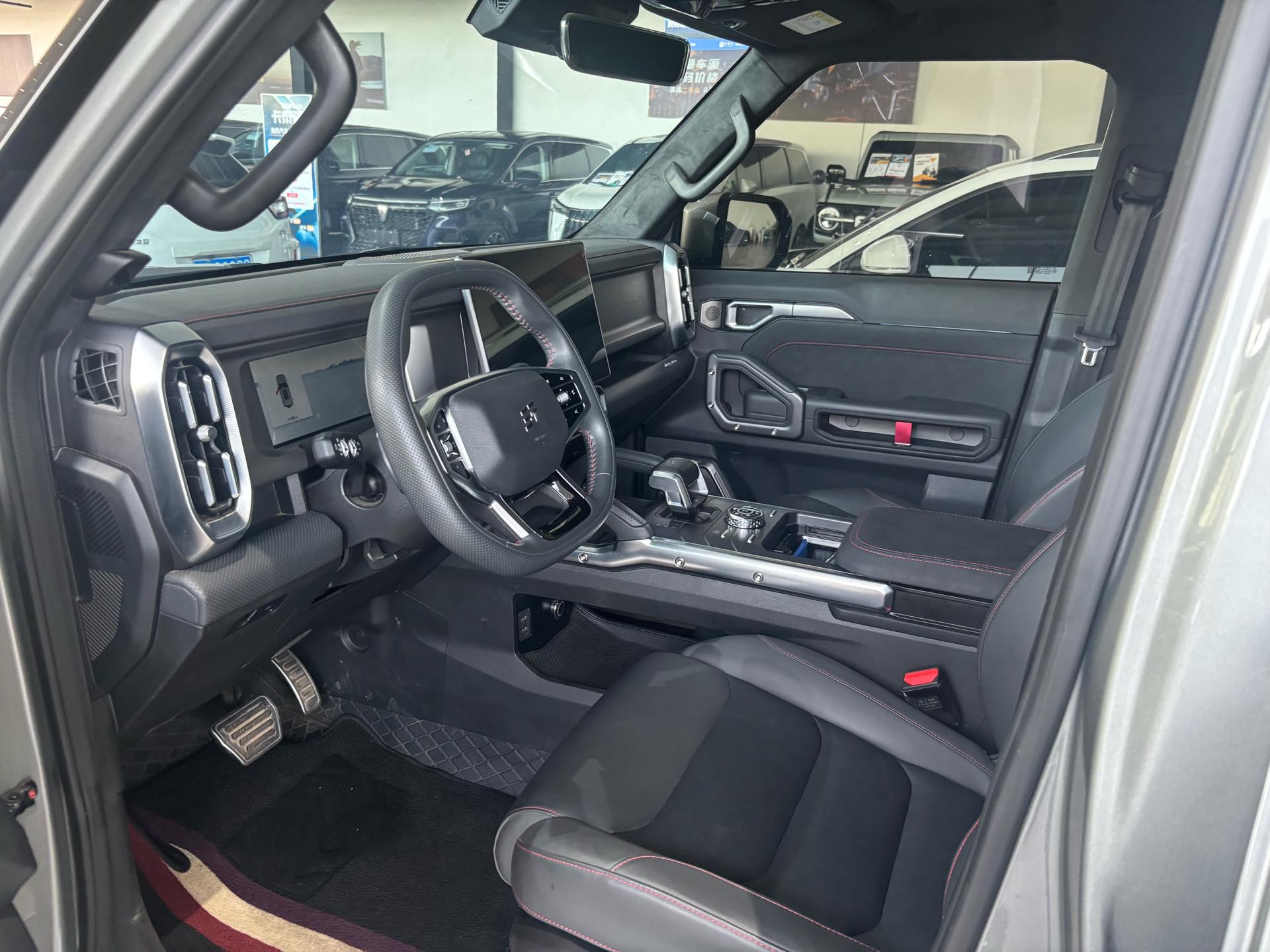 JETOUR 2023 Traveler 2.0T 4WD Cross PRO+