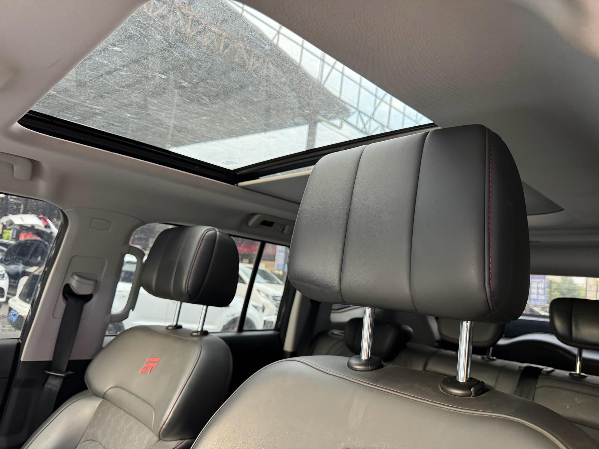 JETOUR 2023 Traveler 1.5T 2WD Discovery PRO