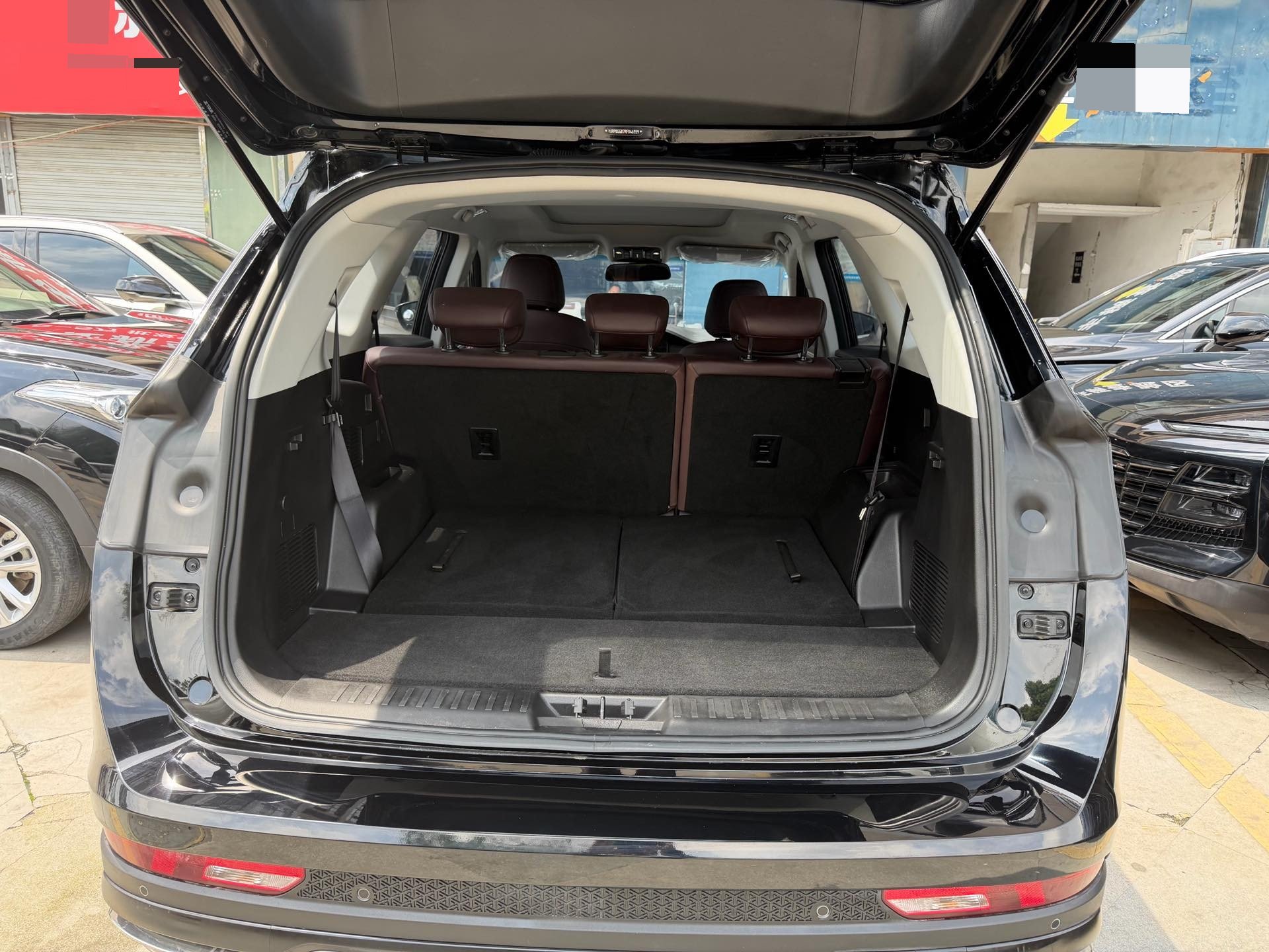 JETOUR 2024 X90 PLUS 1.6TD Villa 7-Seater