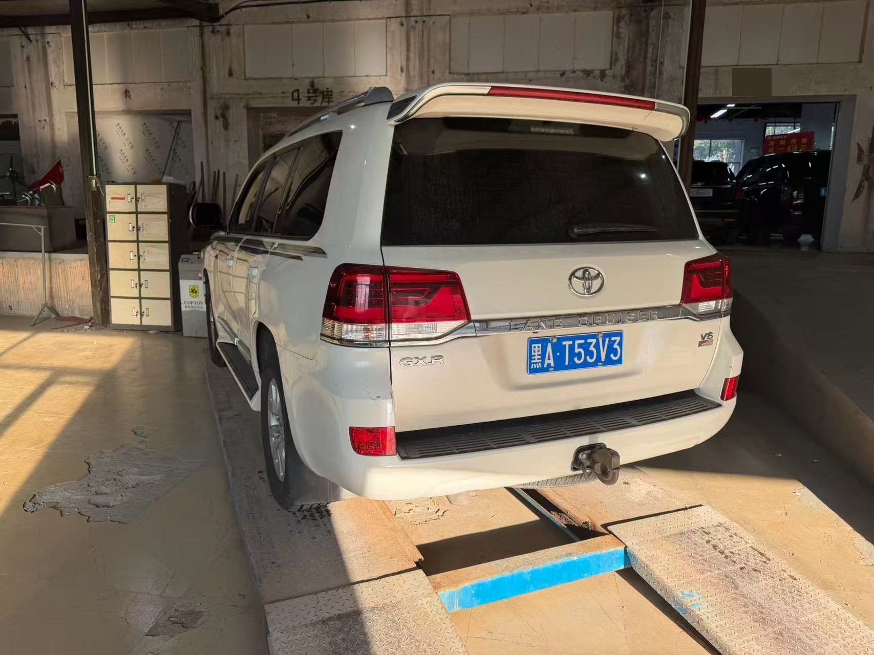 Toyota Land Cruiser (Import) 2017 Land Cruiser 4.0 STD Middle East Version