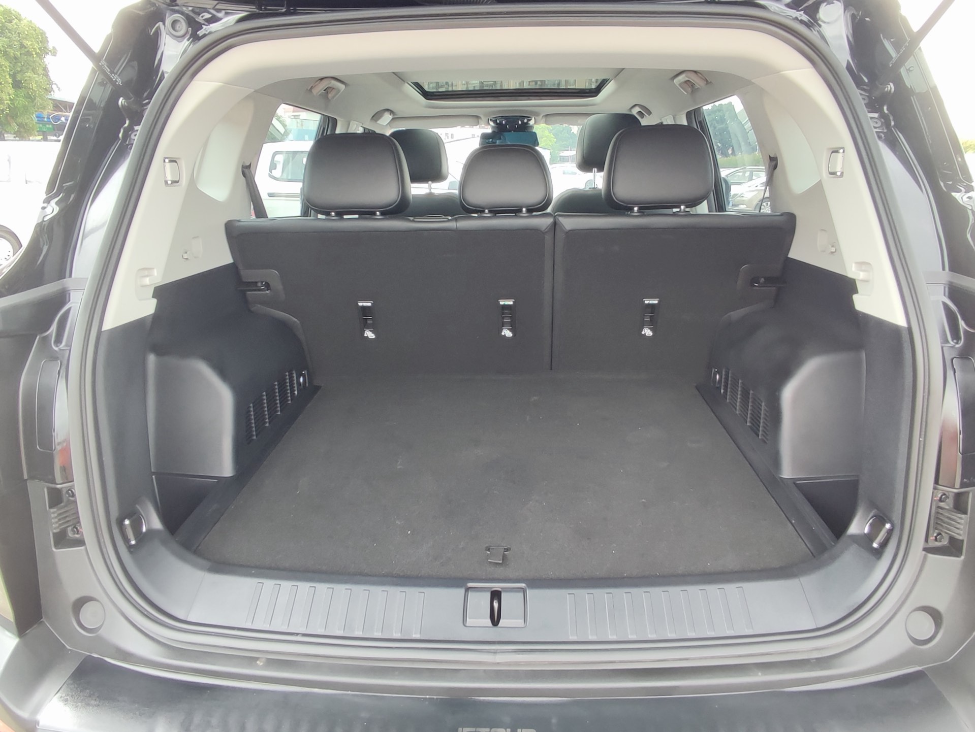 JETOUR 2025 Freedom 1.5TD Explorer