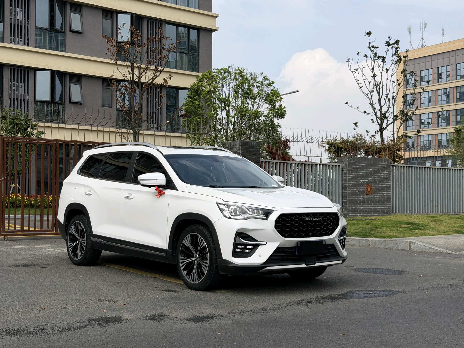 JETOUR 2020 X90 1.6T Yingyu Edition 7-Seater