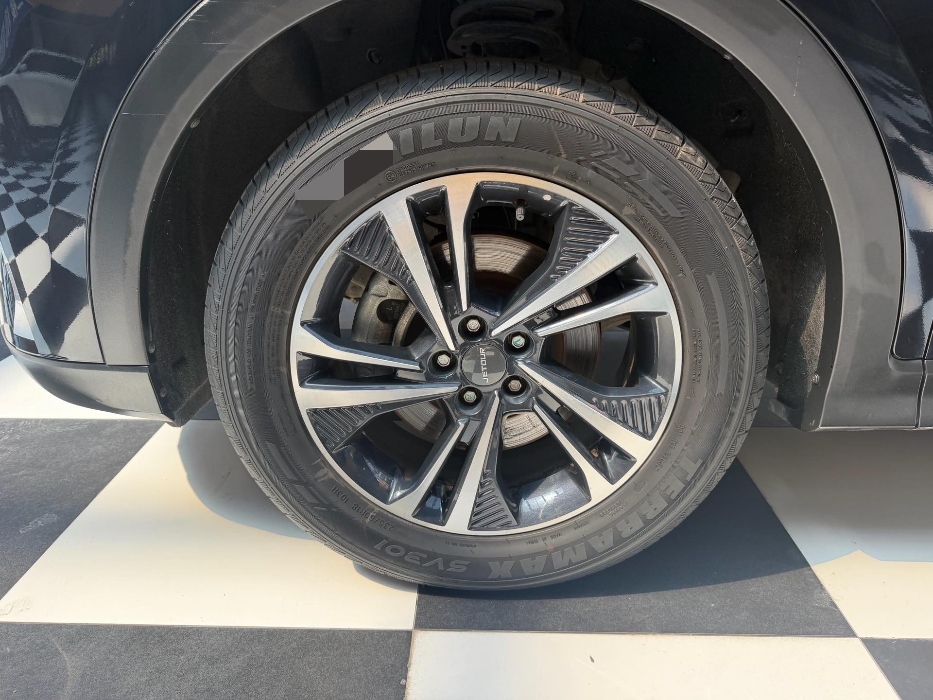 JETOUR 2021 X70 PLUS 1.5T Mountain 5-Seater