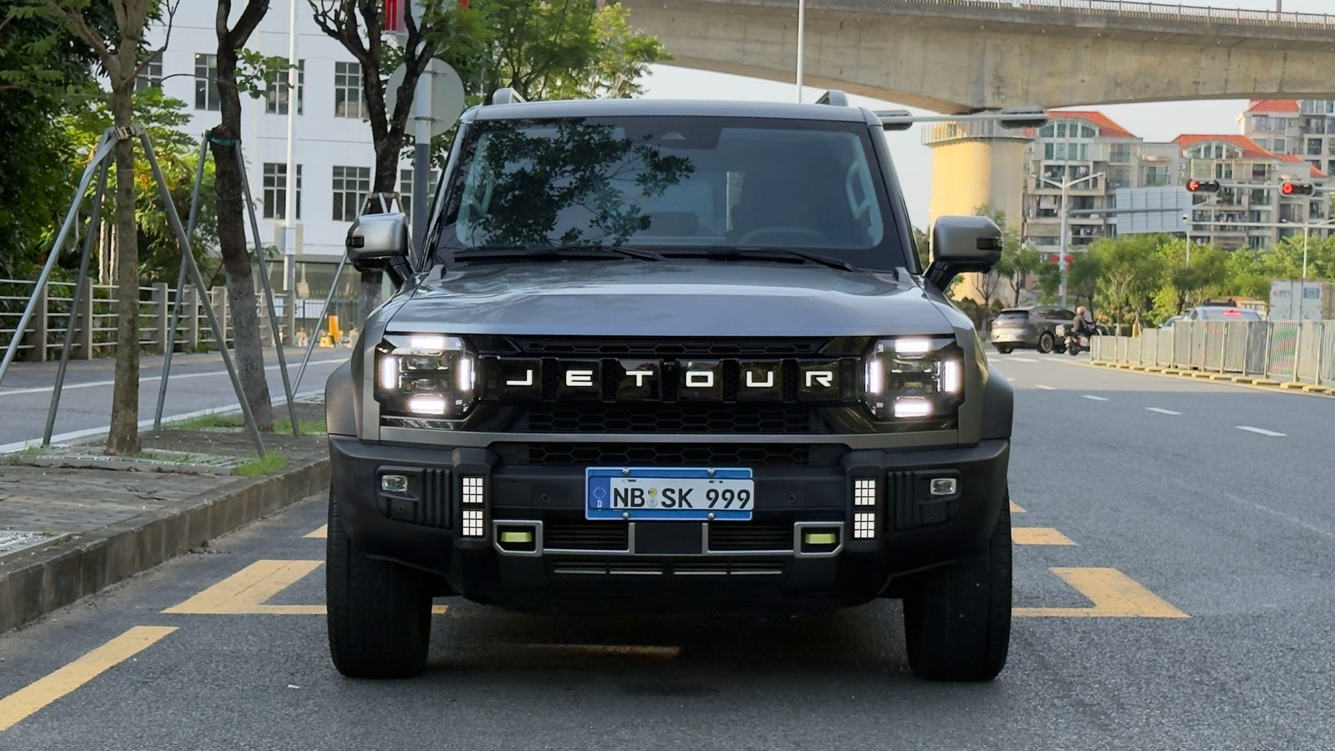 JETOUR 2023 Traveler 2.0T 4WD Conquest
