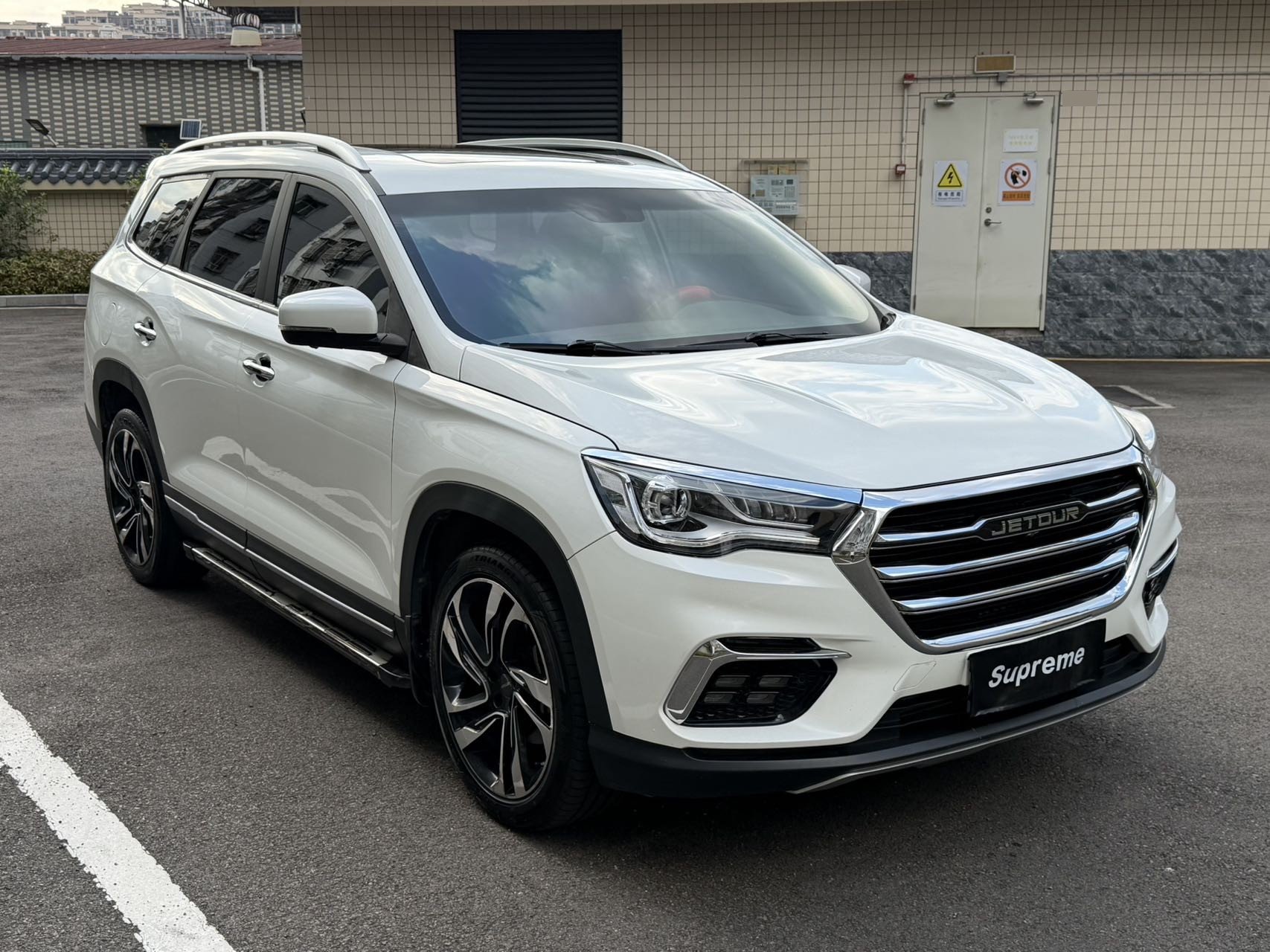 捷途 2019款 X90 1.6T 尊旅版6座