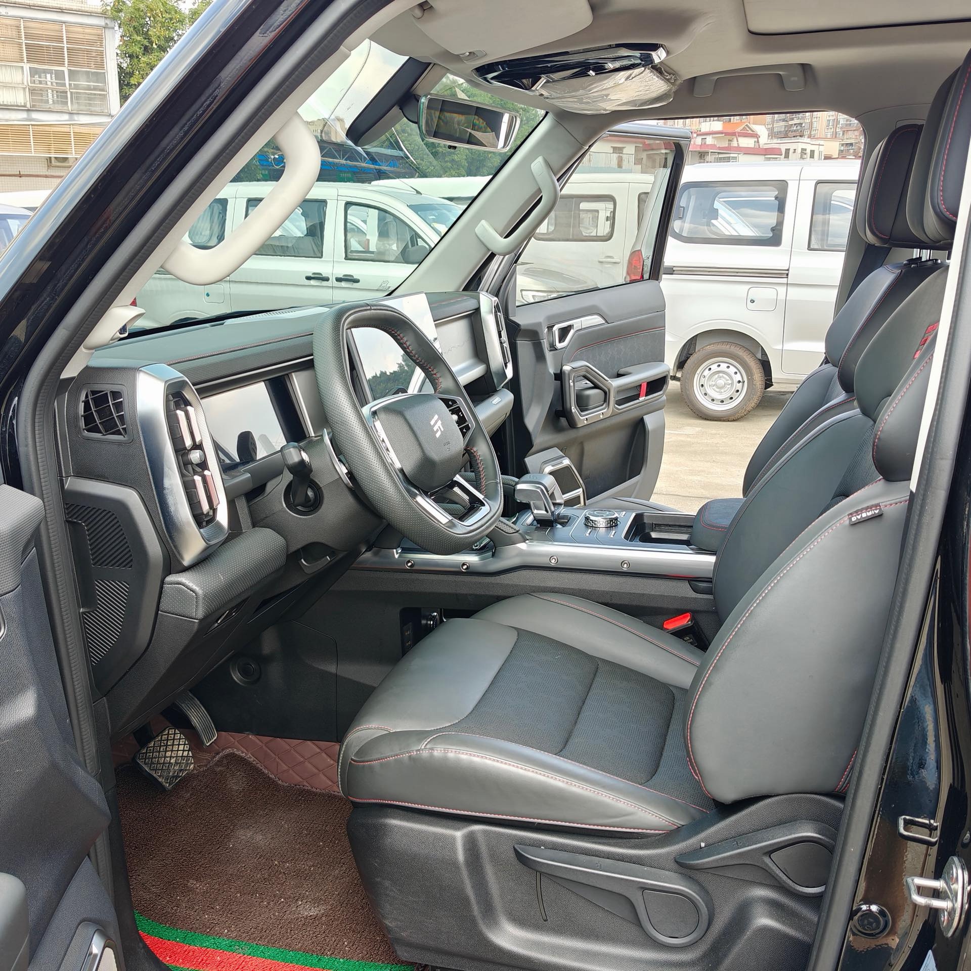 JETOUR 2023 Traveler 1.5T 2WD Discovery PRO